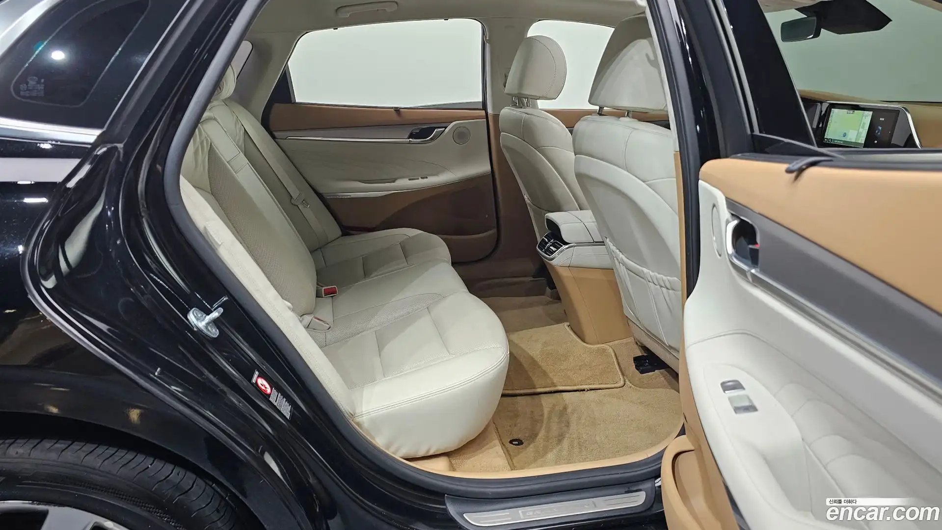 Grandeur Hyundai 2021.9-OPTION-015