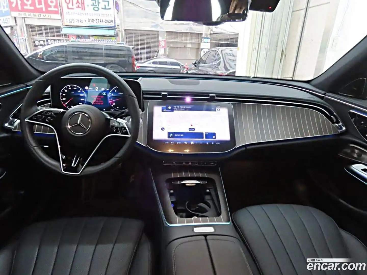 E-Class Mercedes-Benz 2025.5-INNER-007