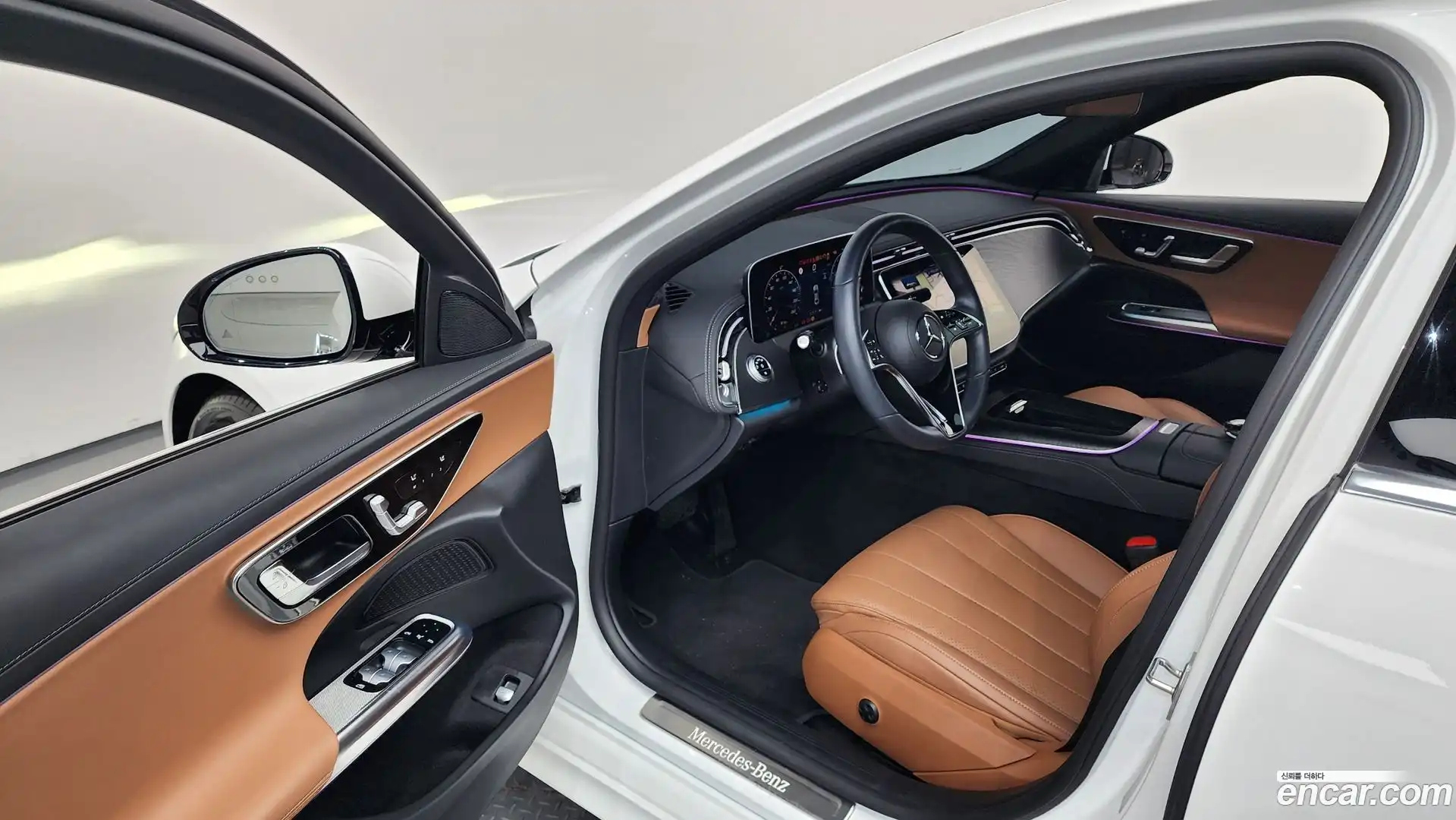 E-Class Mercedes-Benz 2024.11-INNER-010