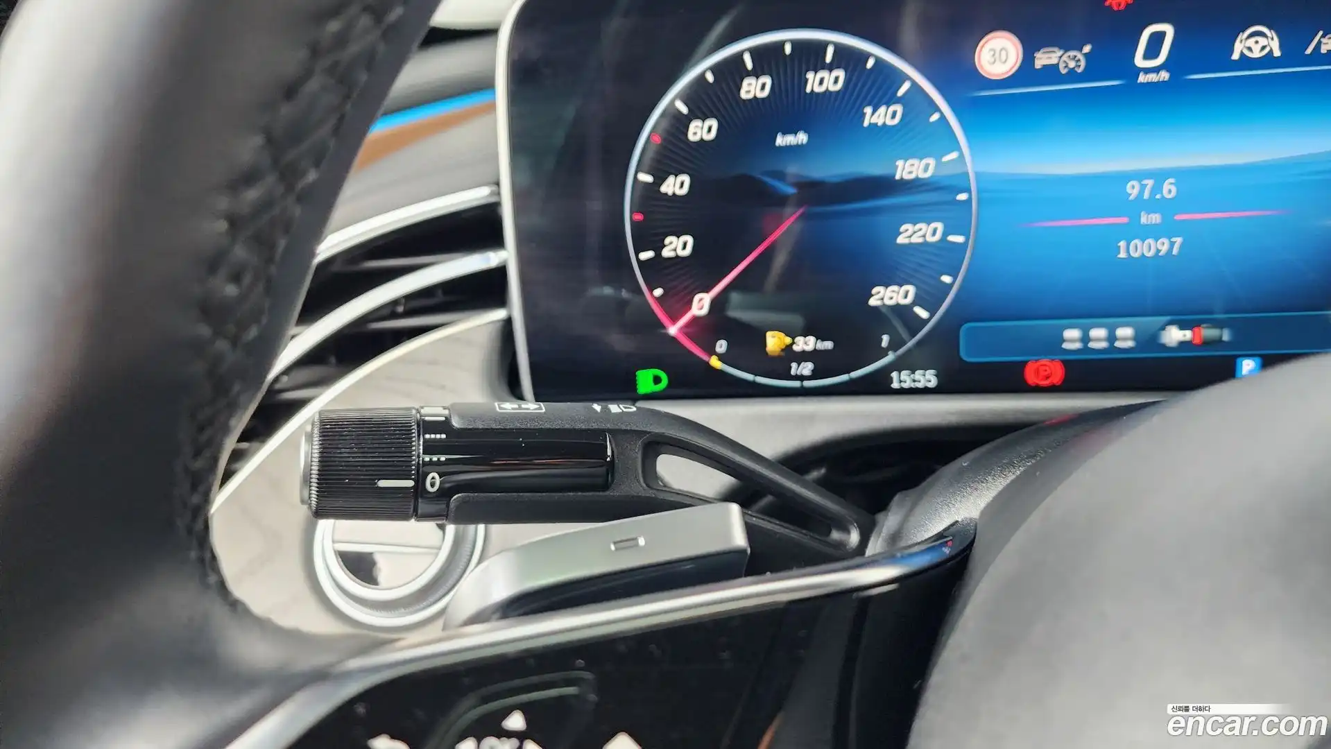 E-Class Mercedes-Benz 2024.11-OPTION-043