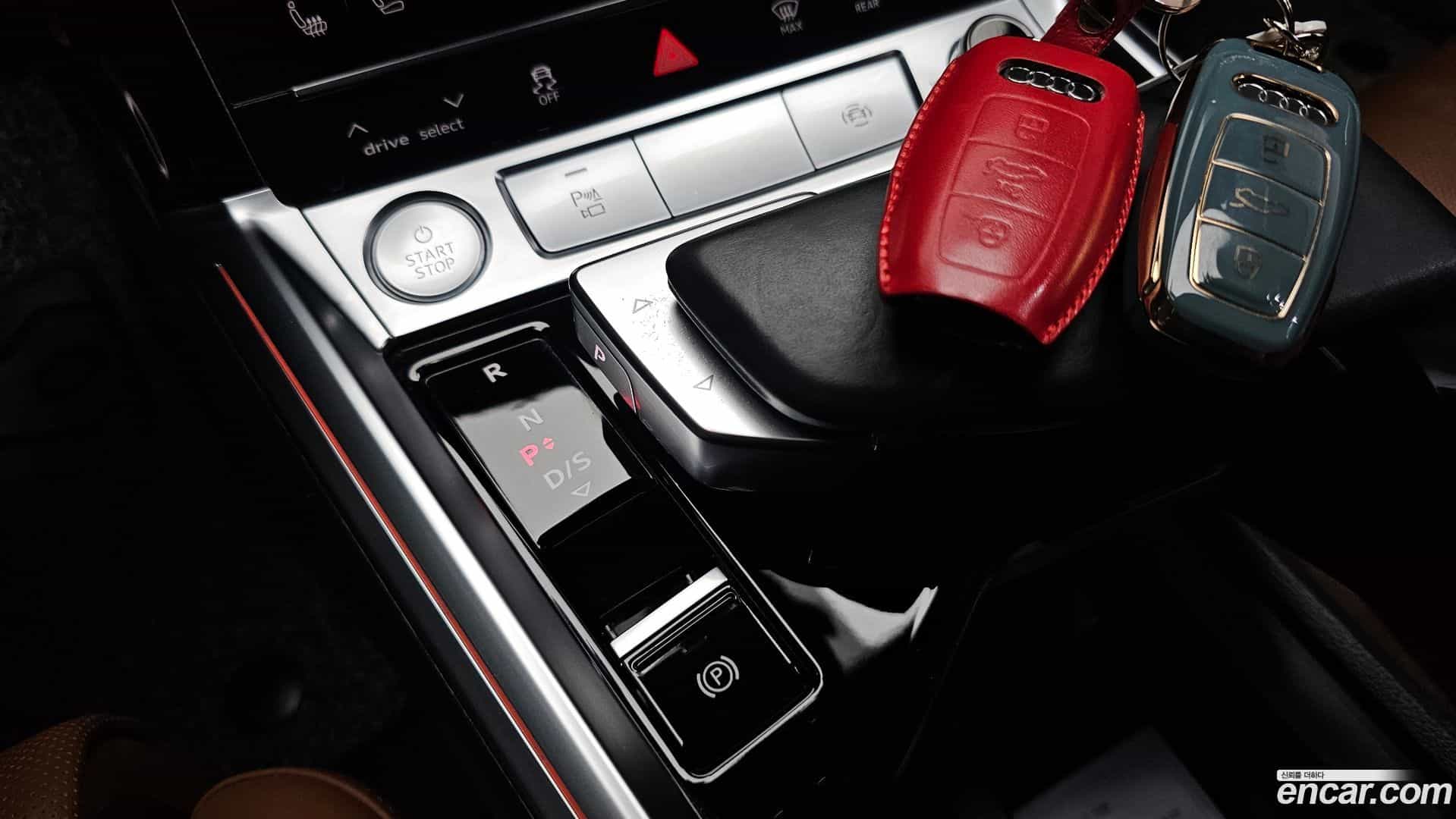e-tron Audi 2020.11-INNER-009