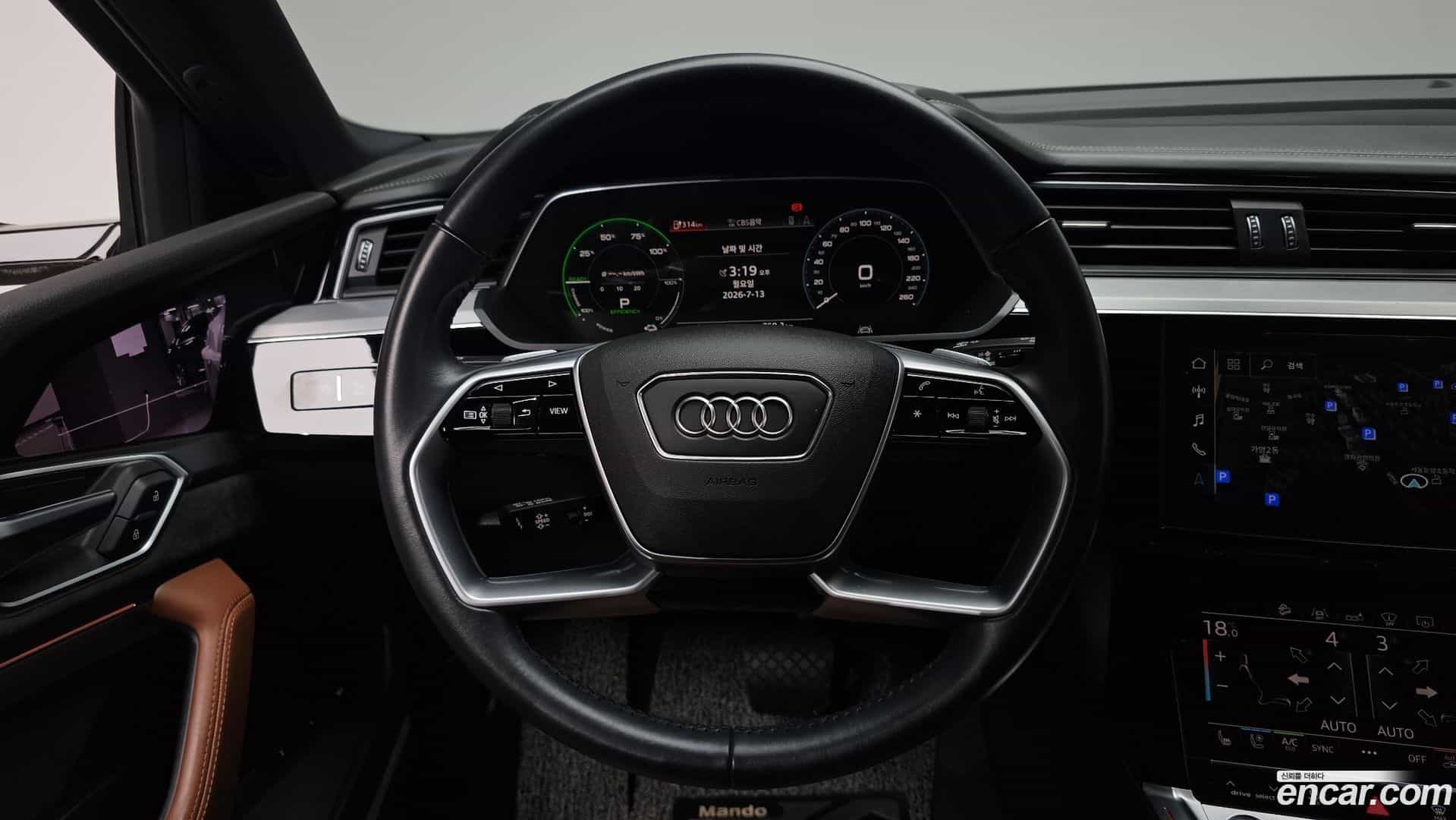 e-tron Audi 2020.11-OPTION-017