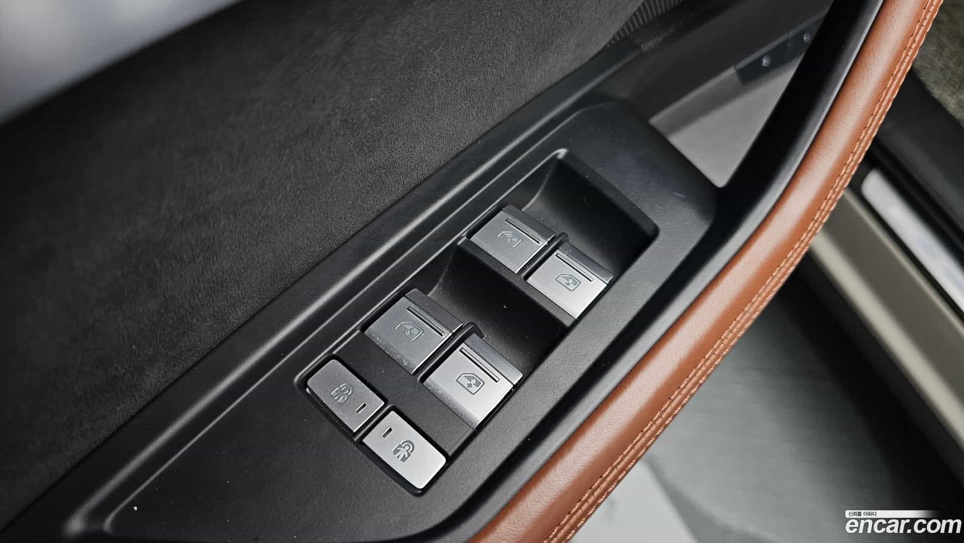 e-tron Audi 2020.11-OPTION-022
