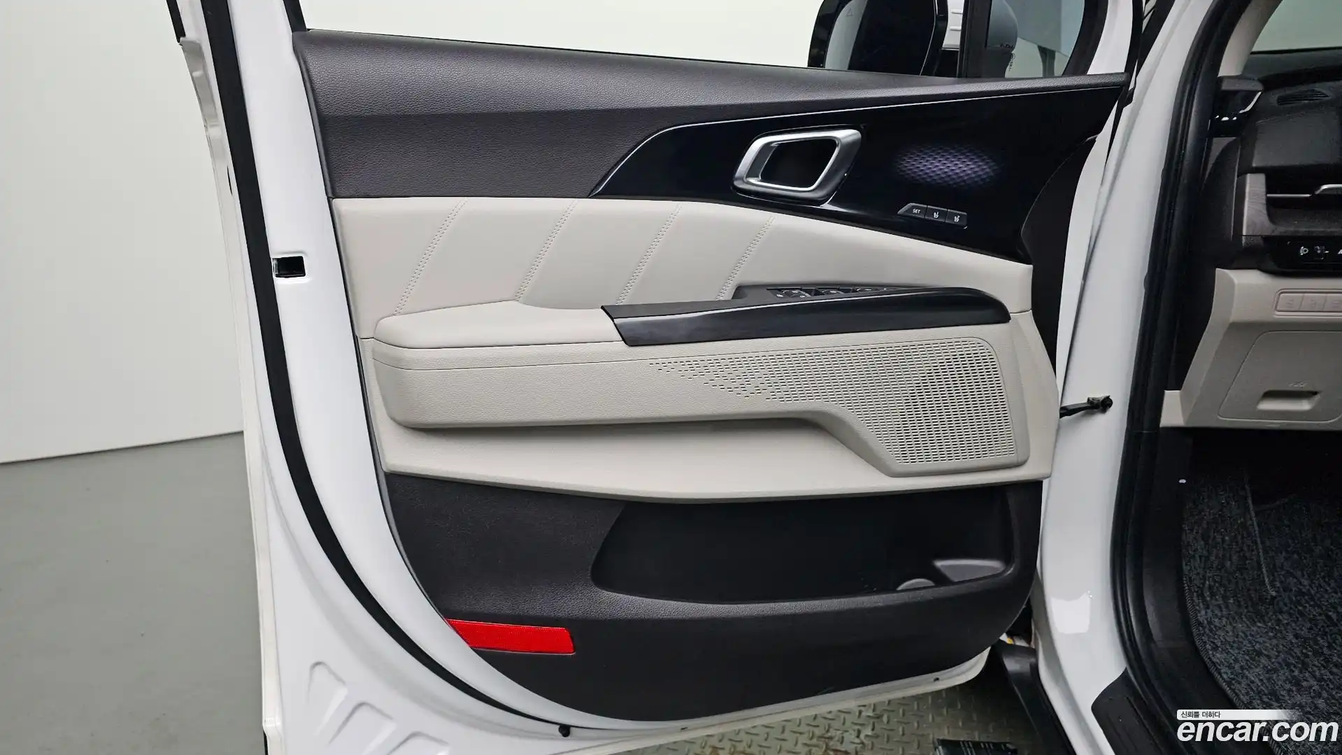 Canival Kia 2022.7-INNER-034