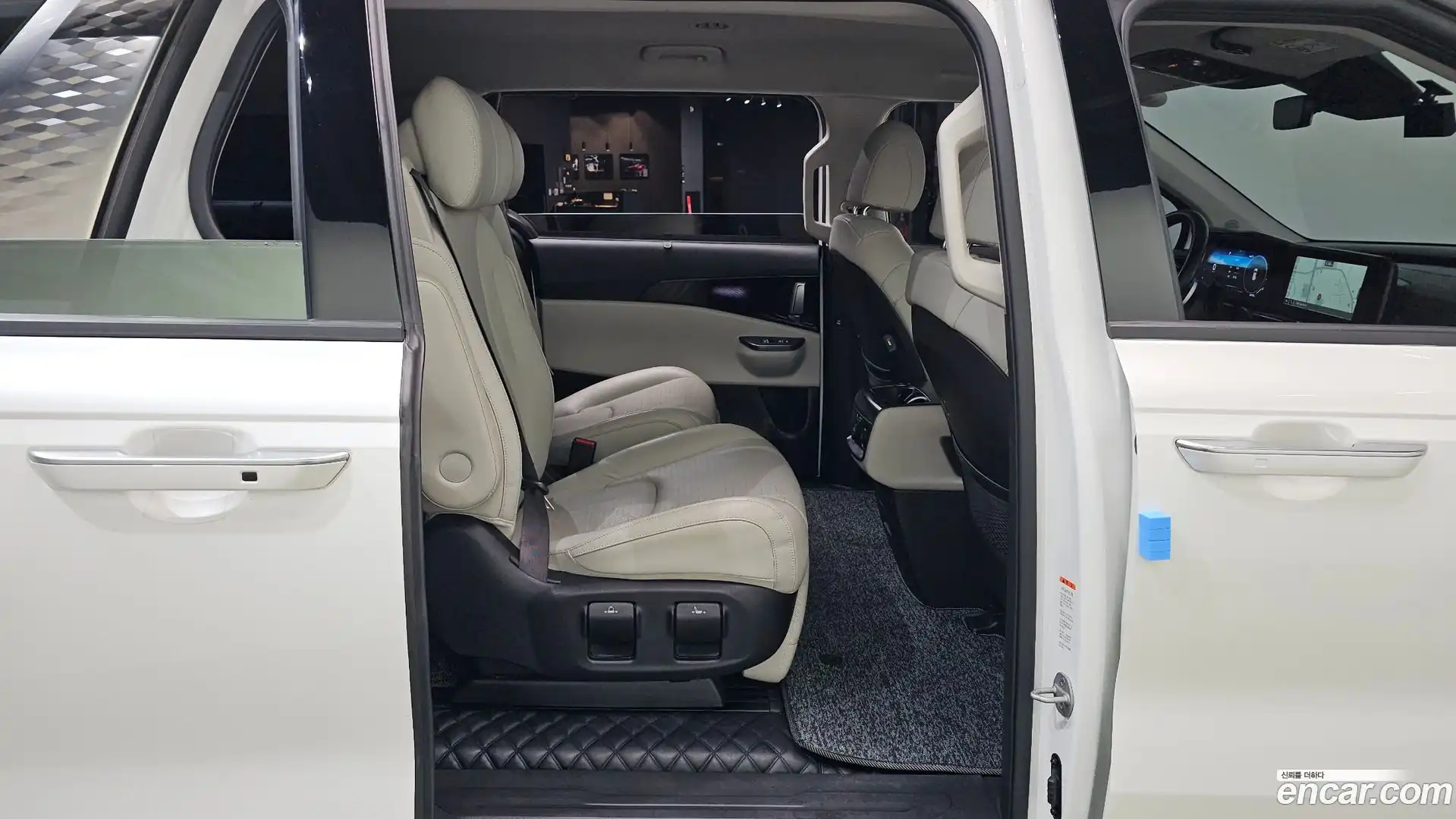 Canival Kia 2022.7-INNER-036