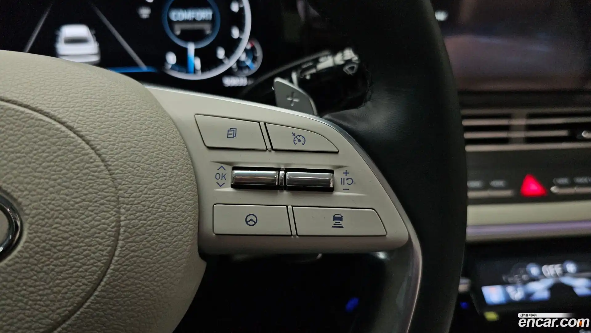 Grandeur Hyundai 2022.6-OPTION-045