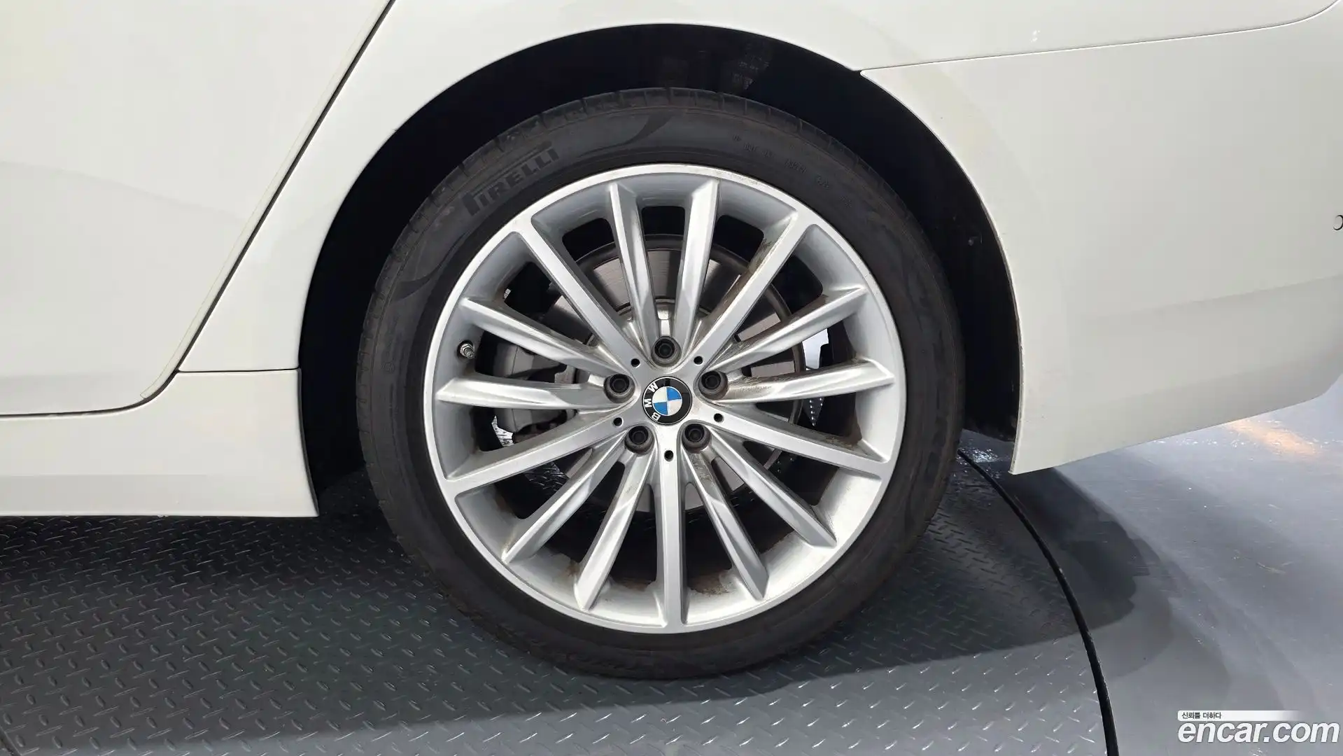 5-Series BMW 2023.5-OUTER-031