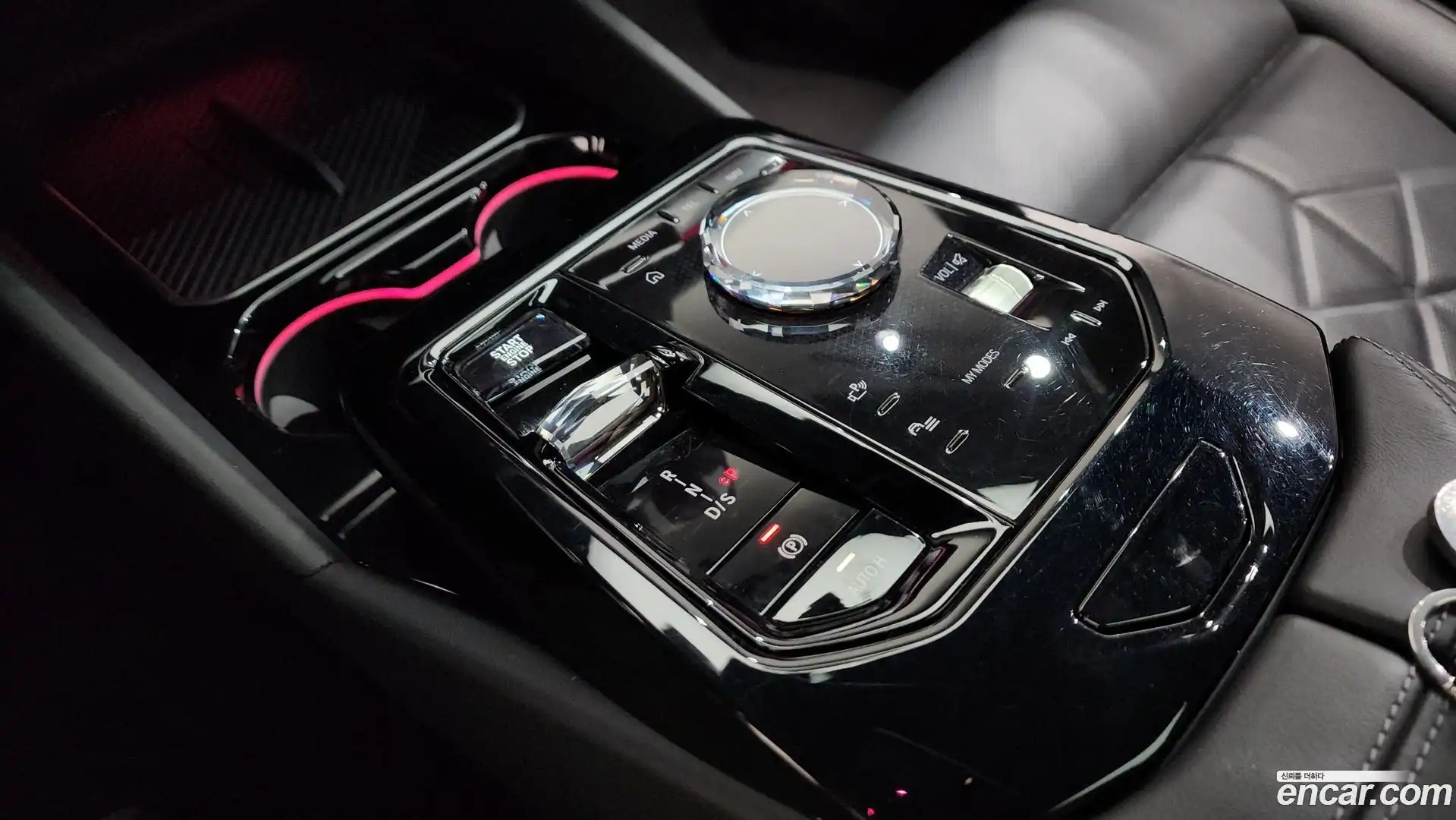 5-Series BMW 2024.9-INNER-009