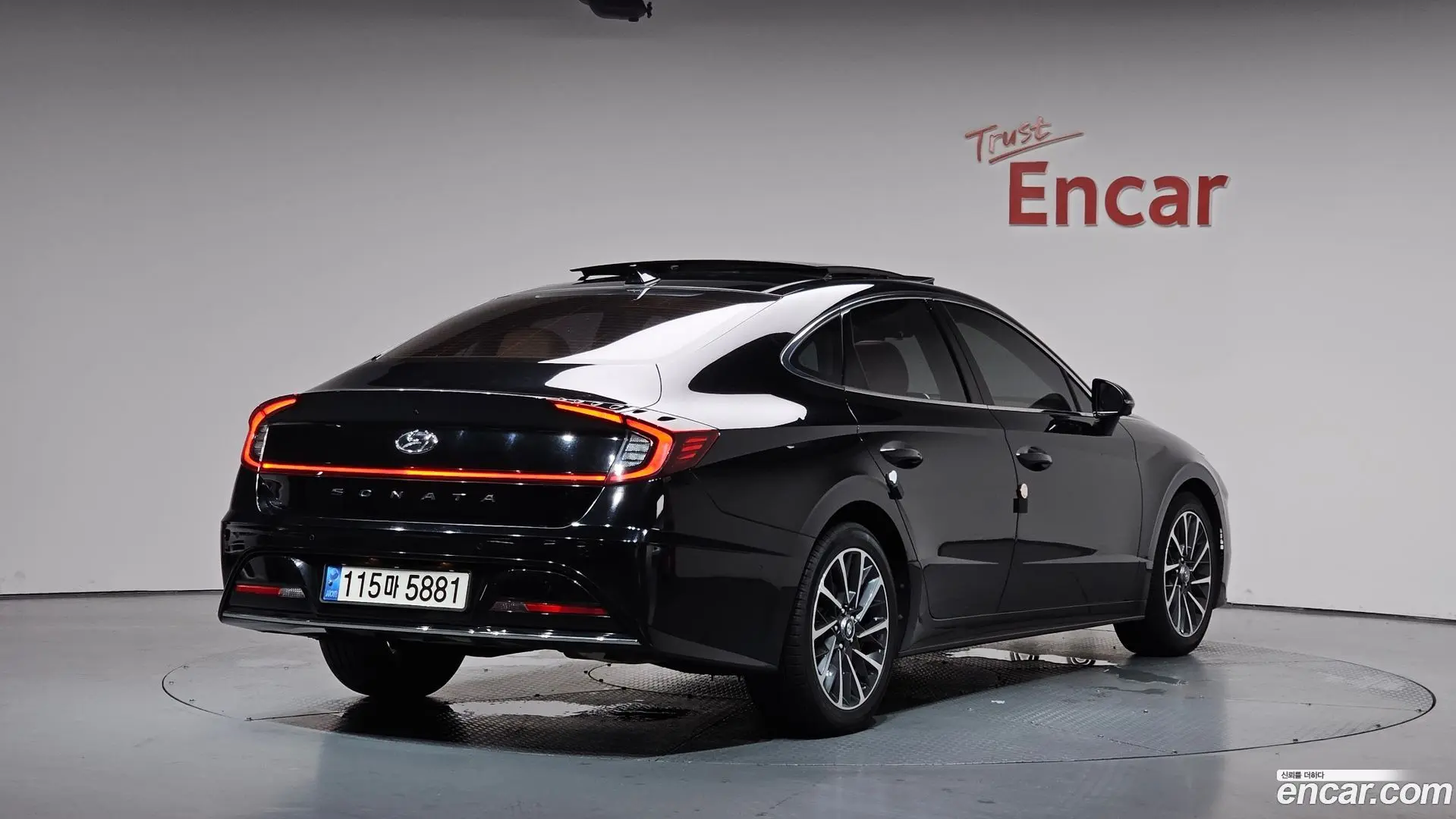 Main__Slider__Photo:Sonata Hyundai 2019.3-1
