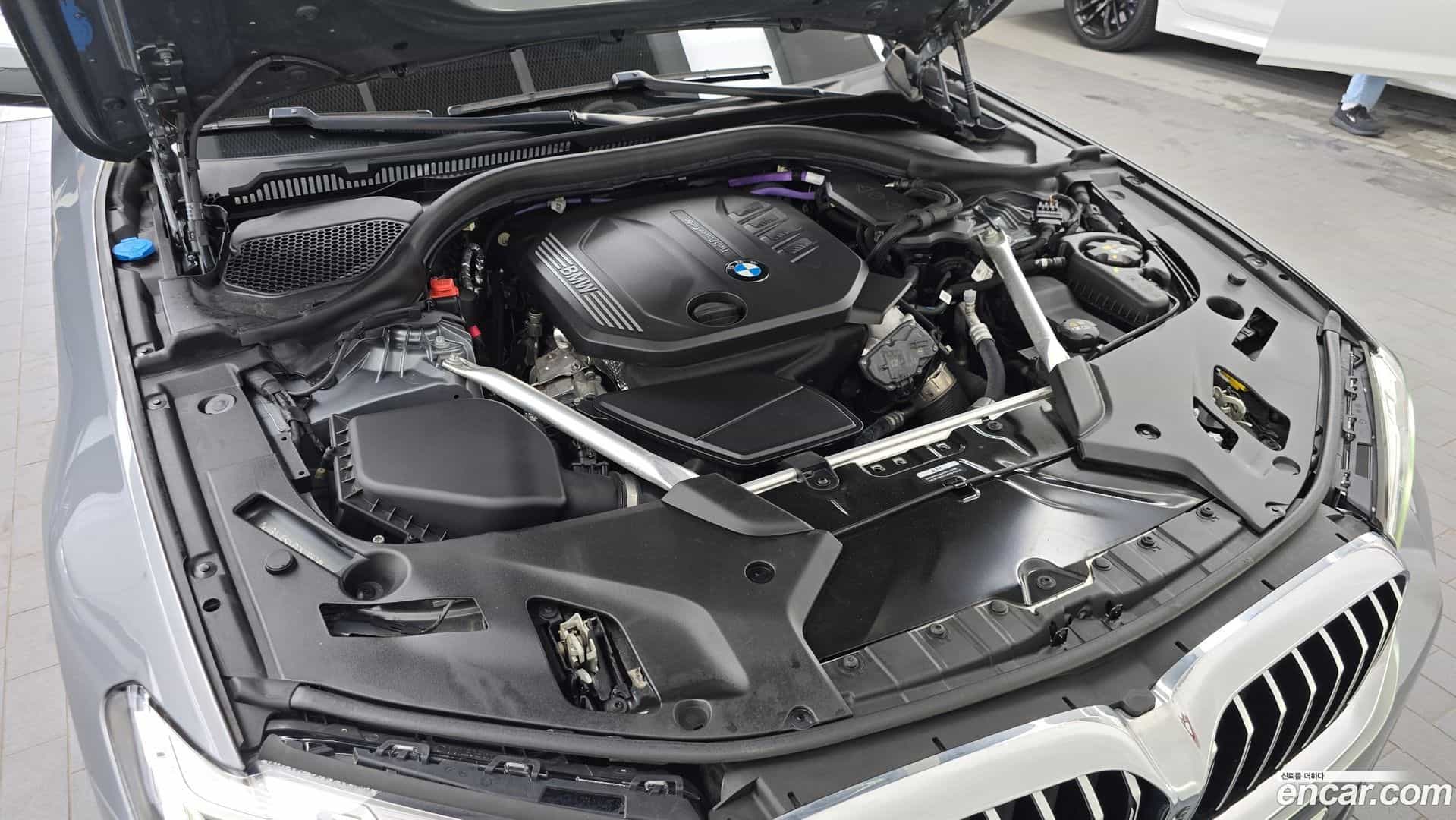 5-Series BMW 2023.6-OUTER-006