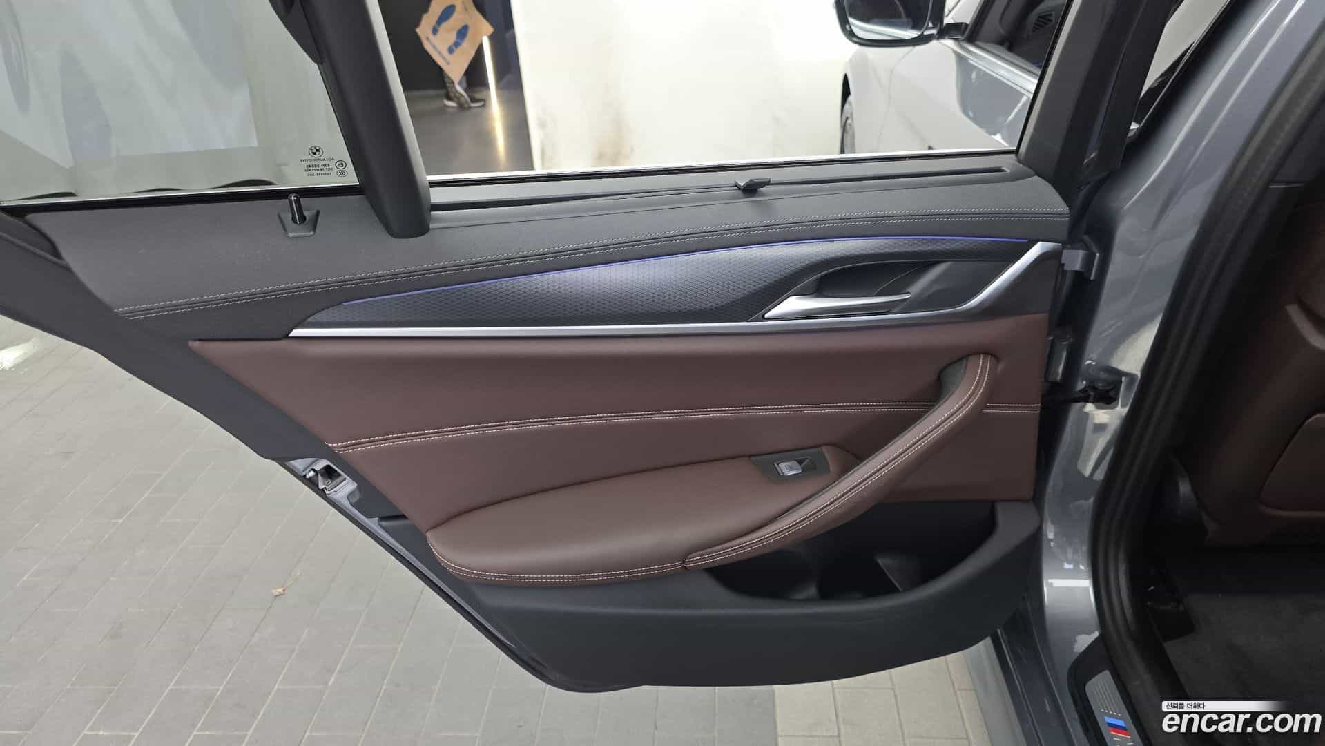 5-Series BMW 2023.6-INNER-035