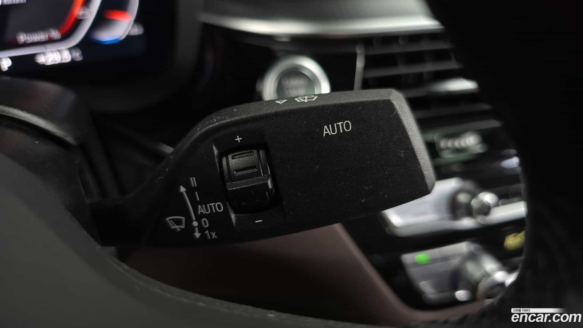 5-Series BMW 2023.6-OPTION-042