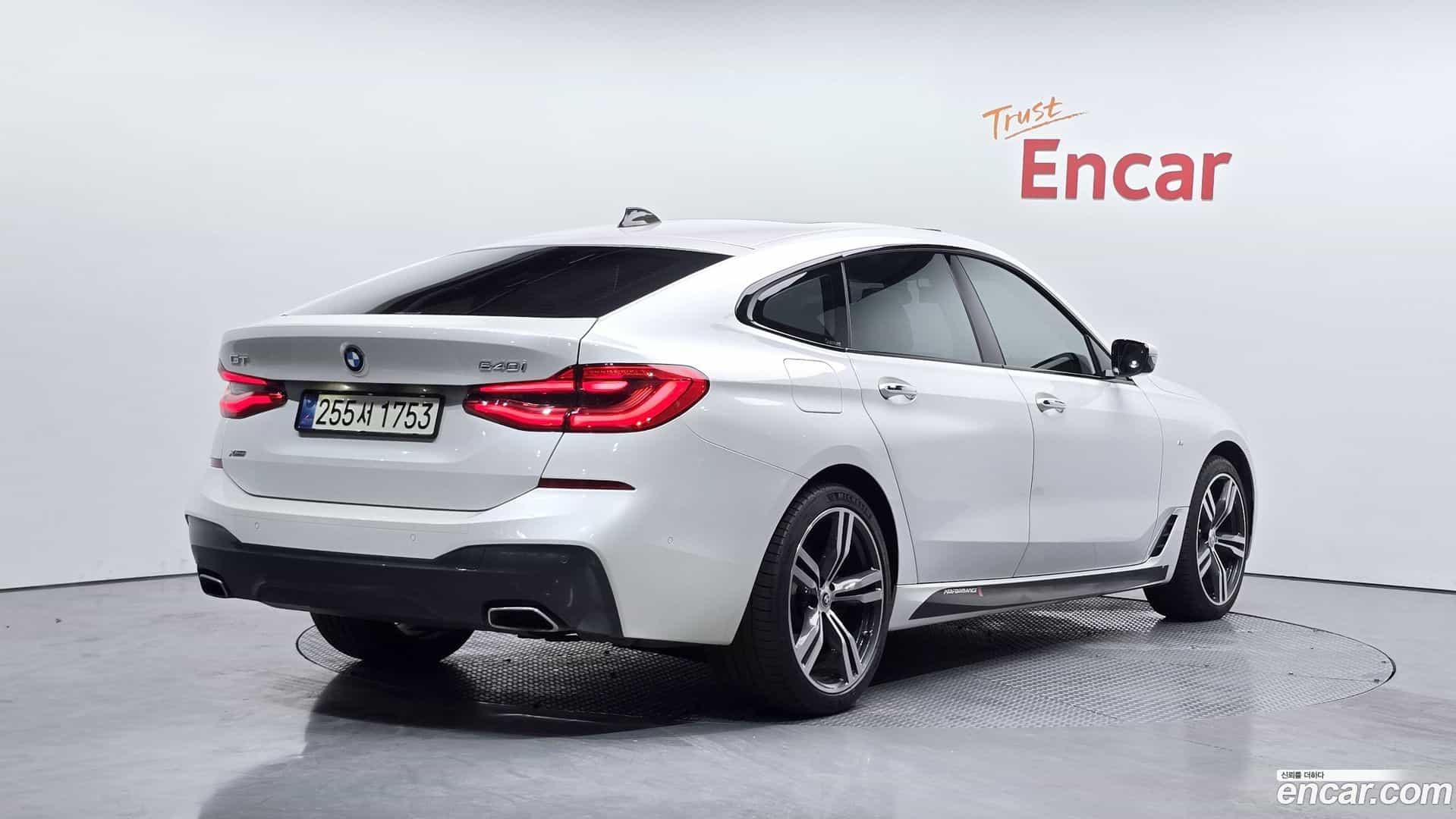 Gran Turismo BMW 2017.11-OUTER-002