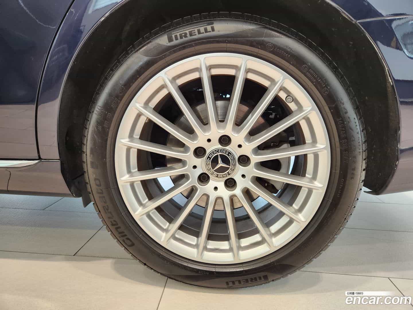 E-Class Mercedes-Benz 2021.2-OUTER-005