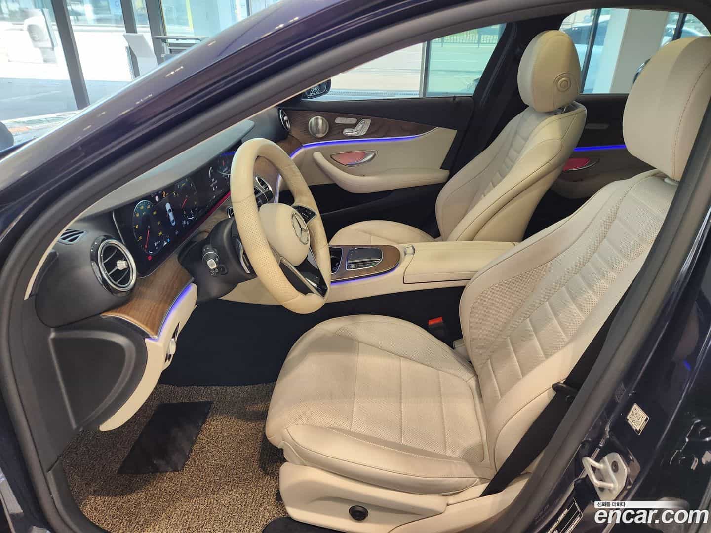 E-Class Mercedes-Benz 2021.2-OPTION-015