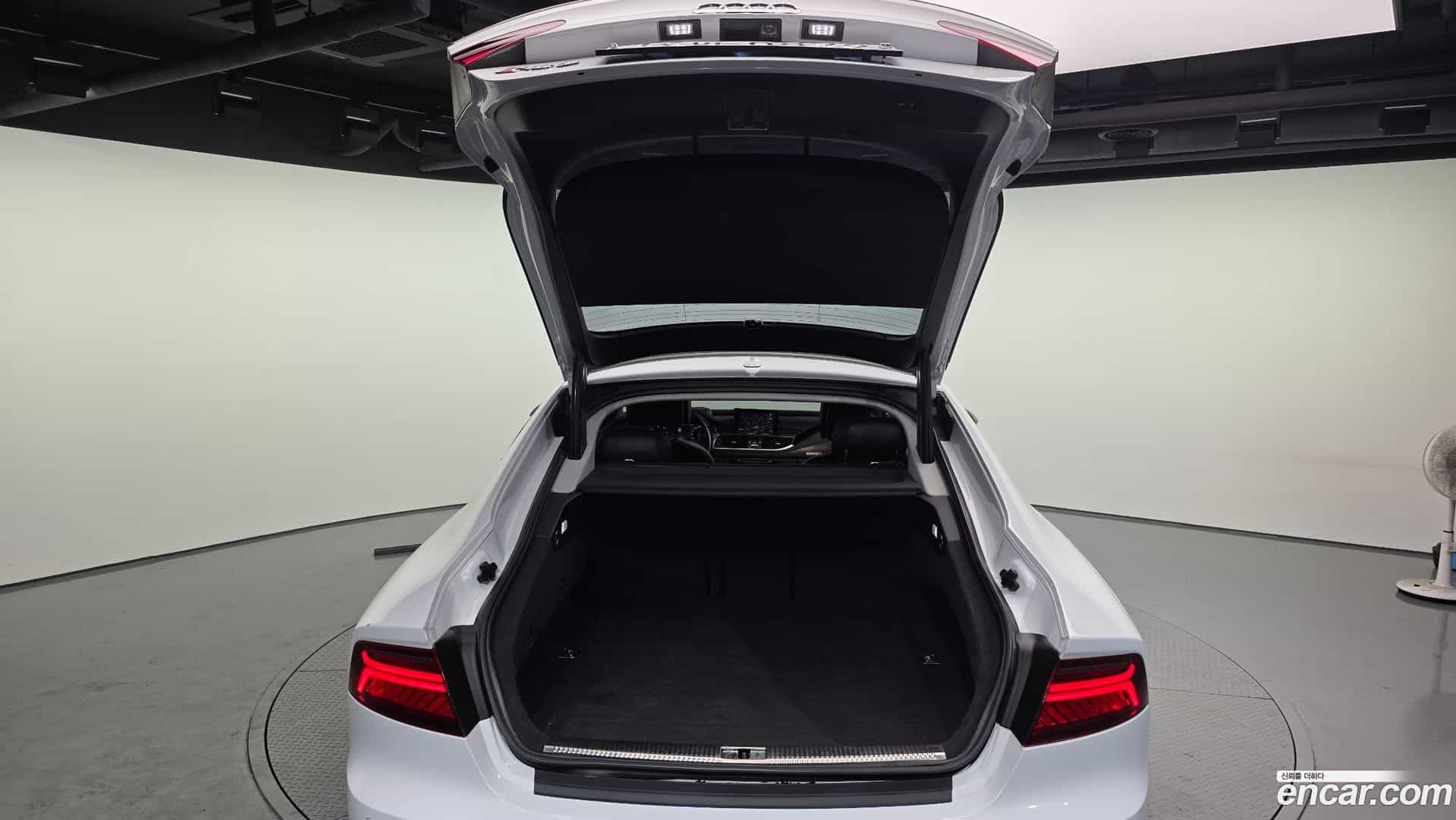 A7 Audi 2016.4-OPTION-024