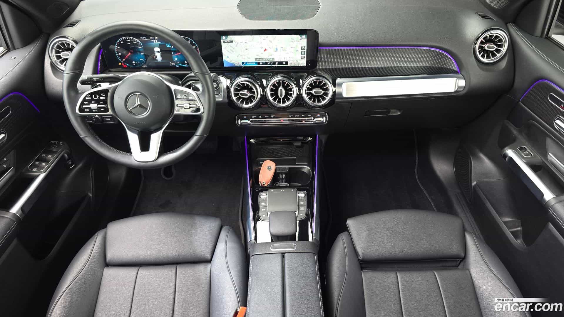 GLB-Class Mercedes-Benz 2021.4-INNER-007