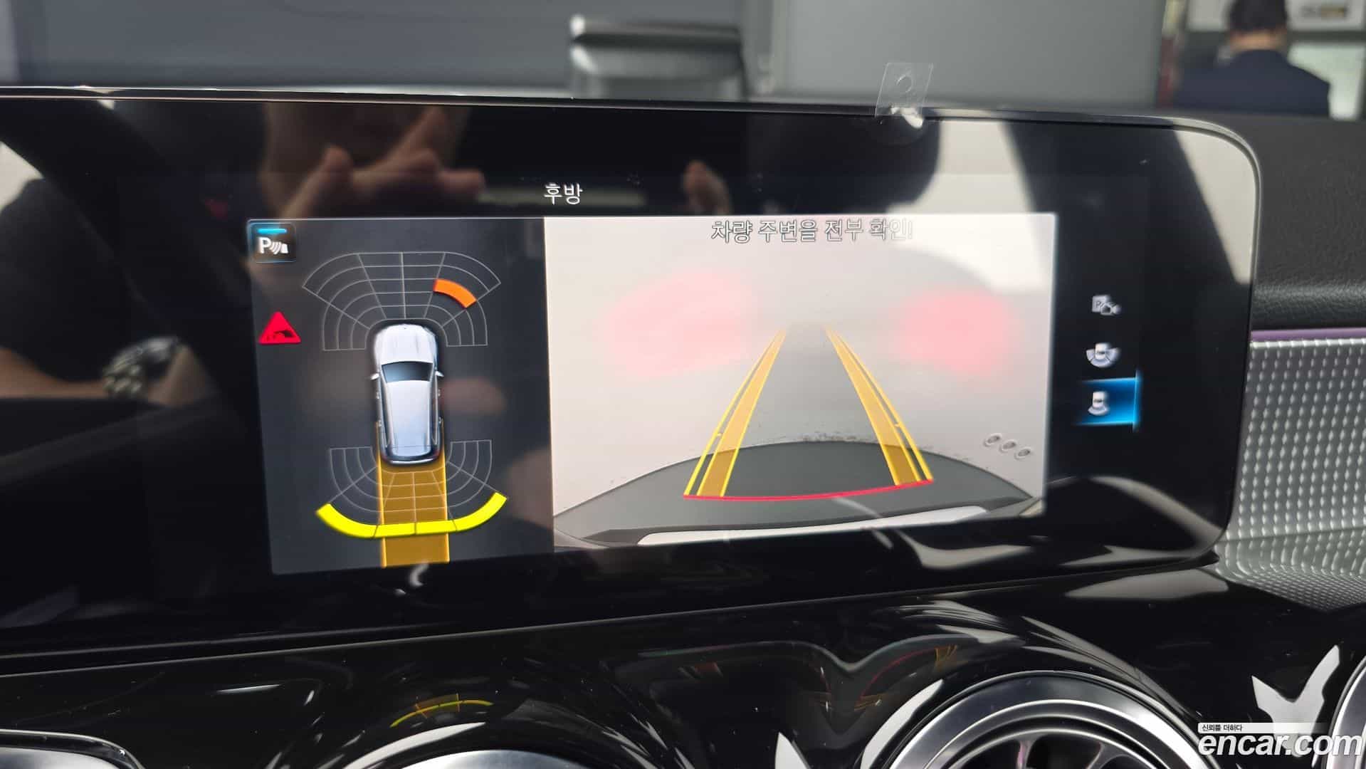 GLB-Class Mercedes-Benz 2021.4-OPTION-019