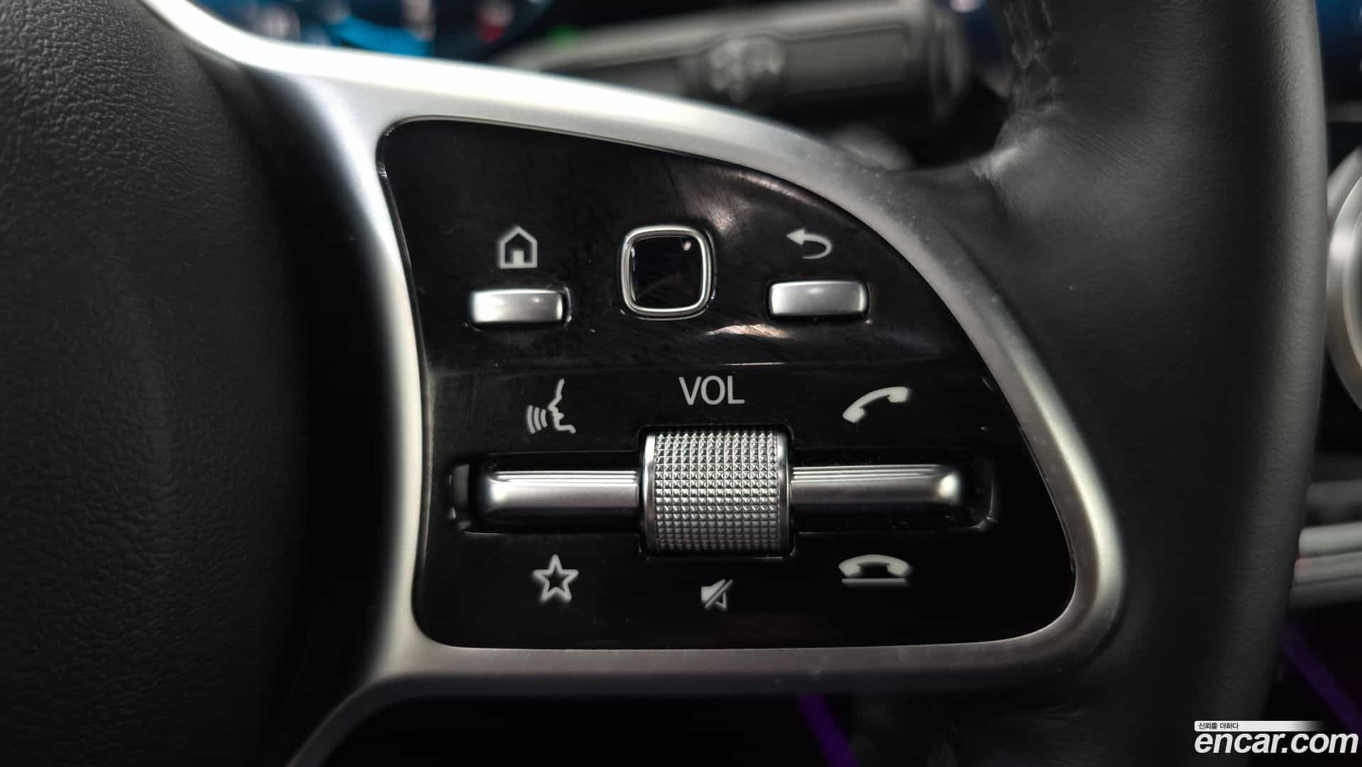 GLB-Class Mercedes-Benz 2021.4-OPTION-022