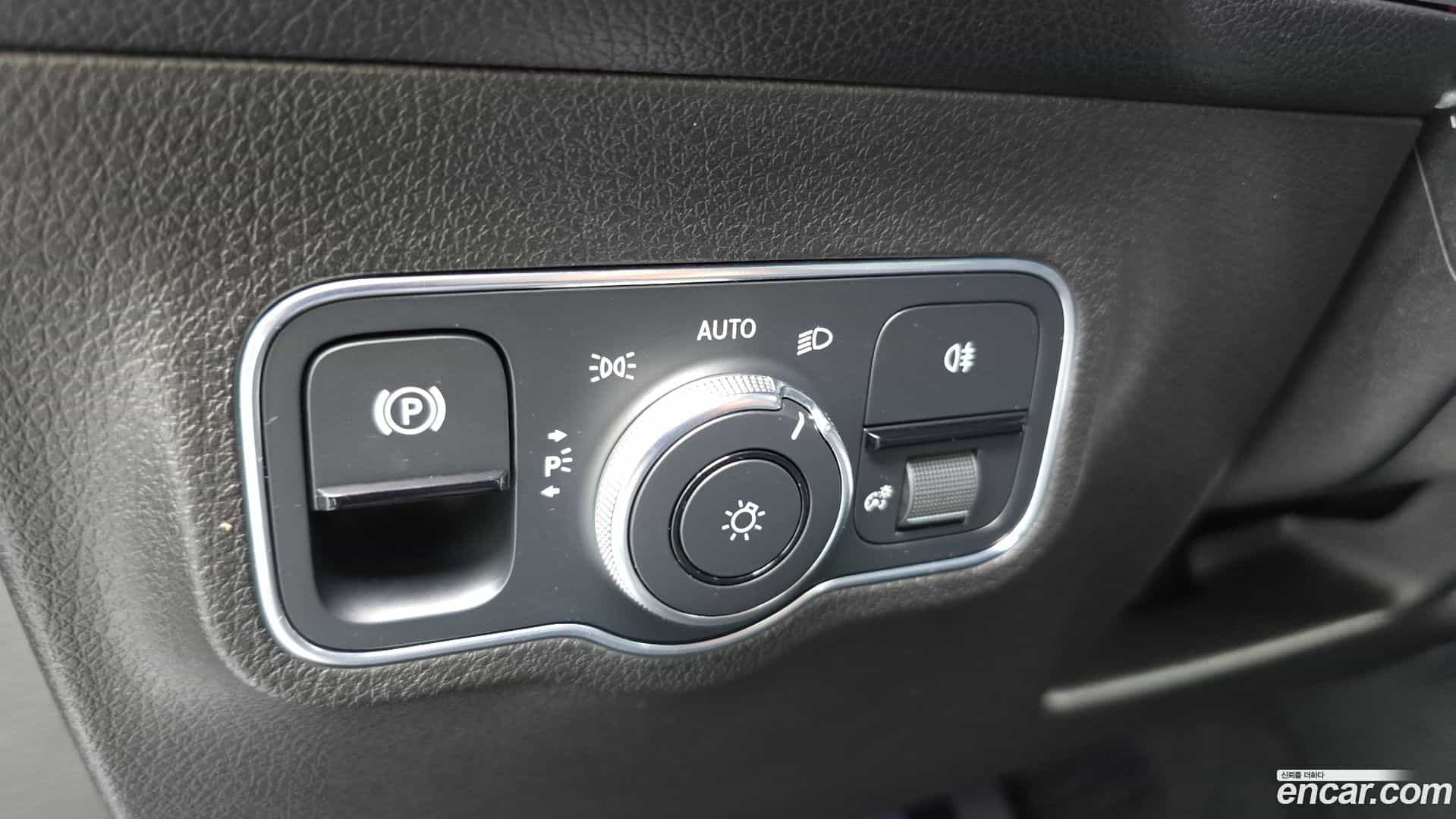 GLB-Class Mercedes-Benz 2021.4-OPTION-042