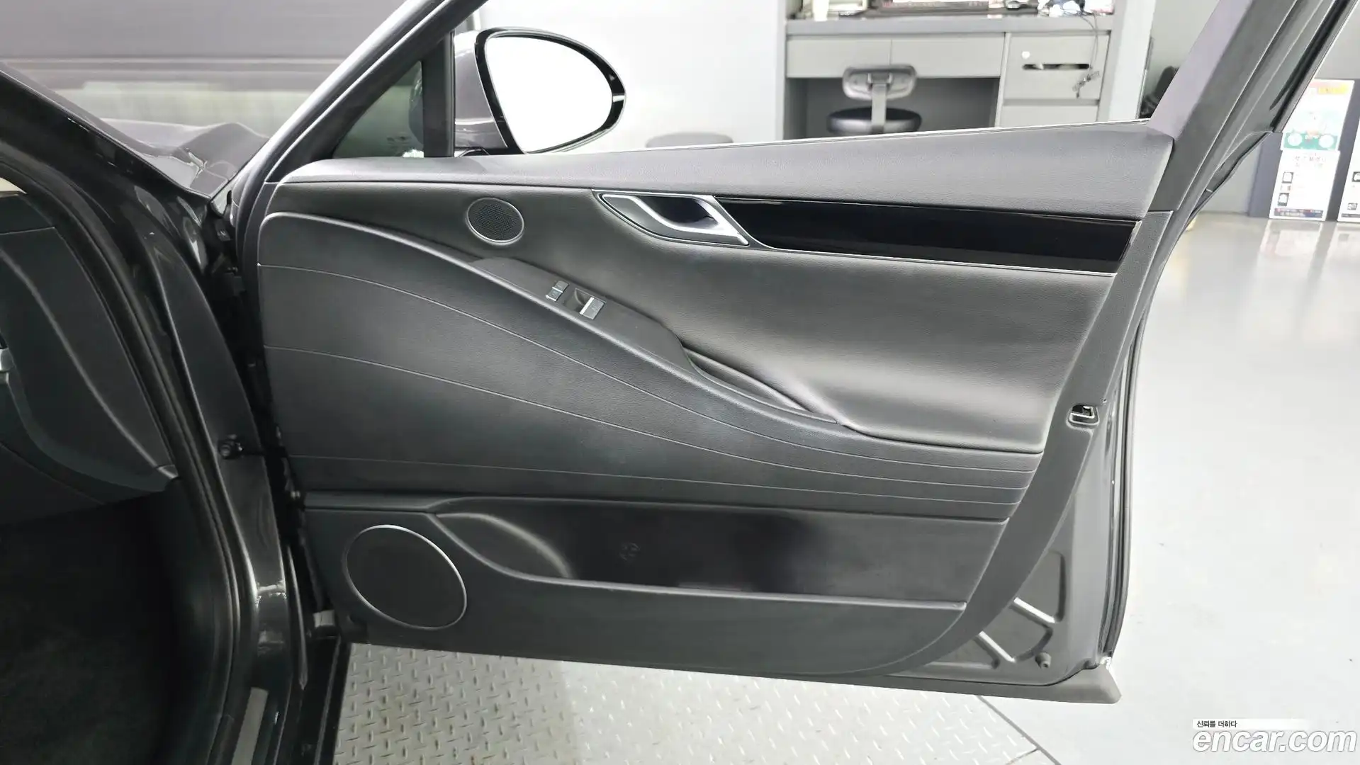 G80 Genesis 2020.9-INNER-035