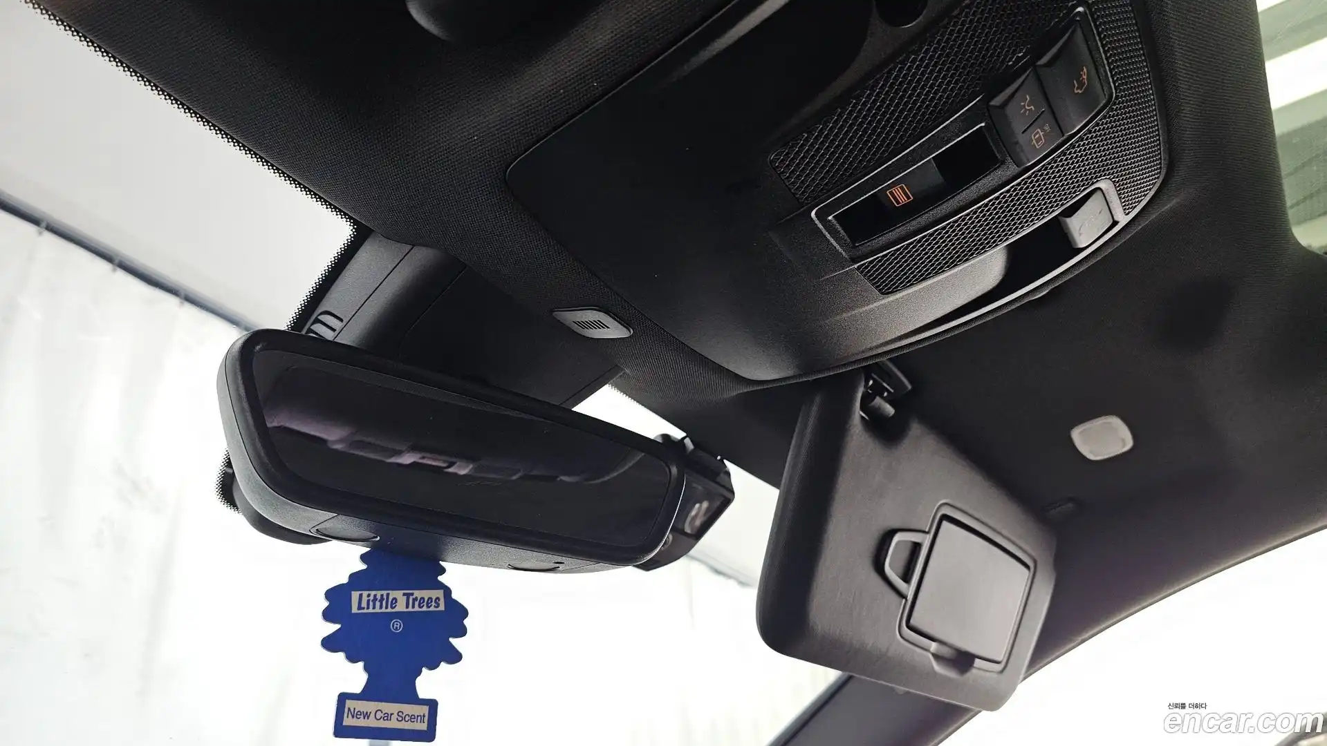 CLA-Class Mercedes-Benz 2018.5-OPTION-021