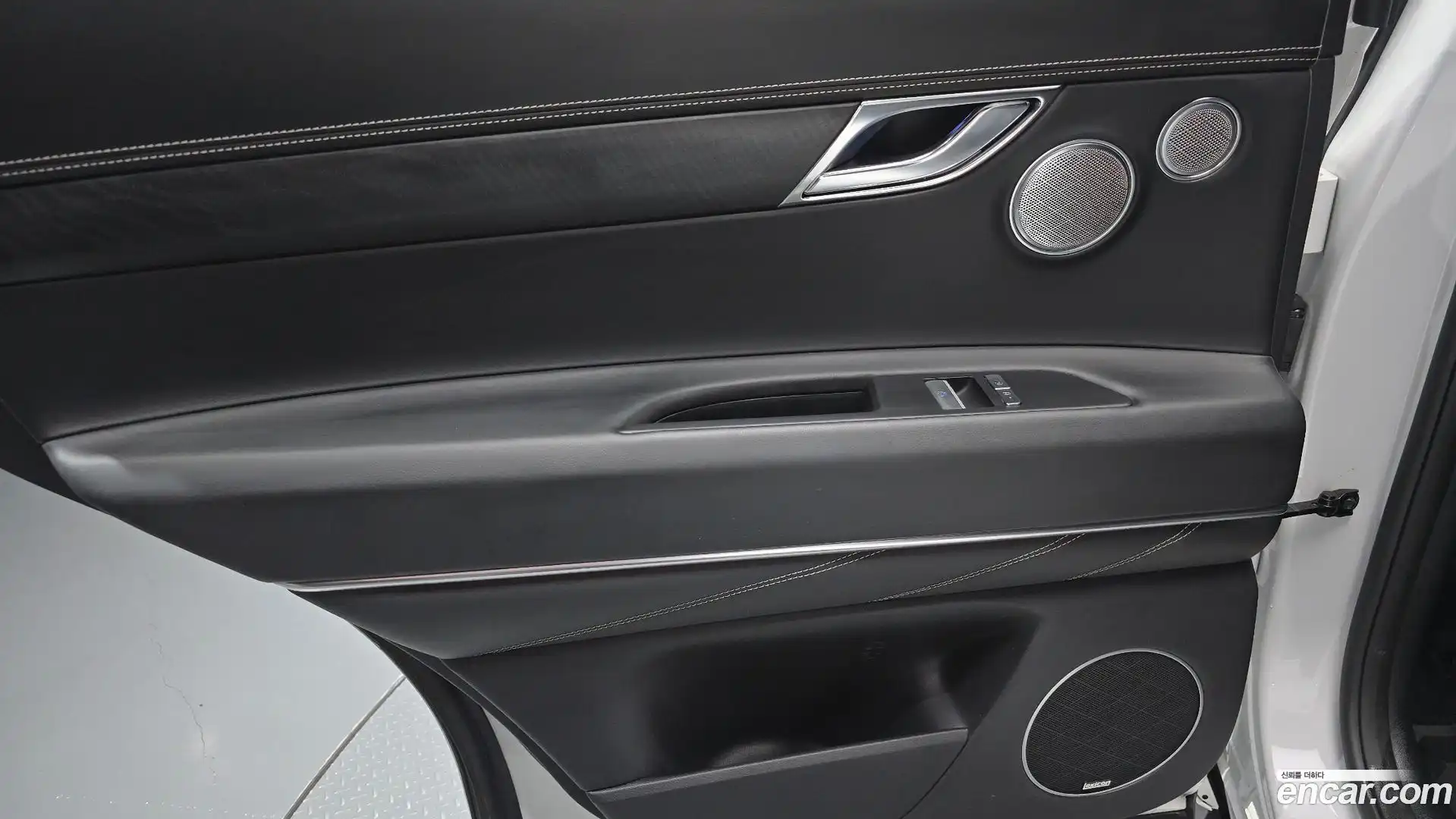 GV80 Genesis 2022.9-INNER-035