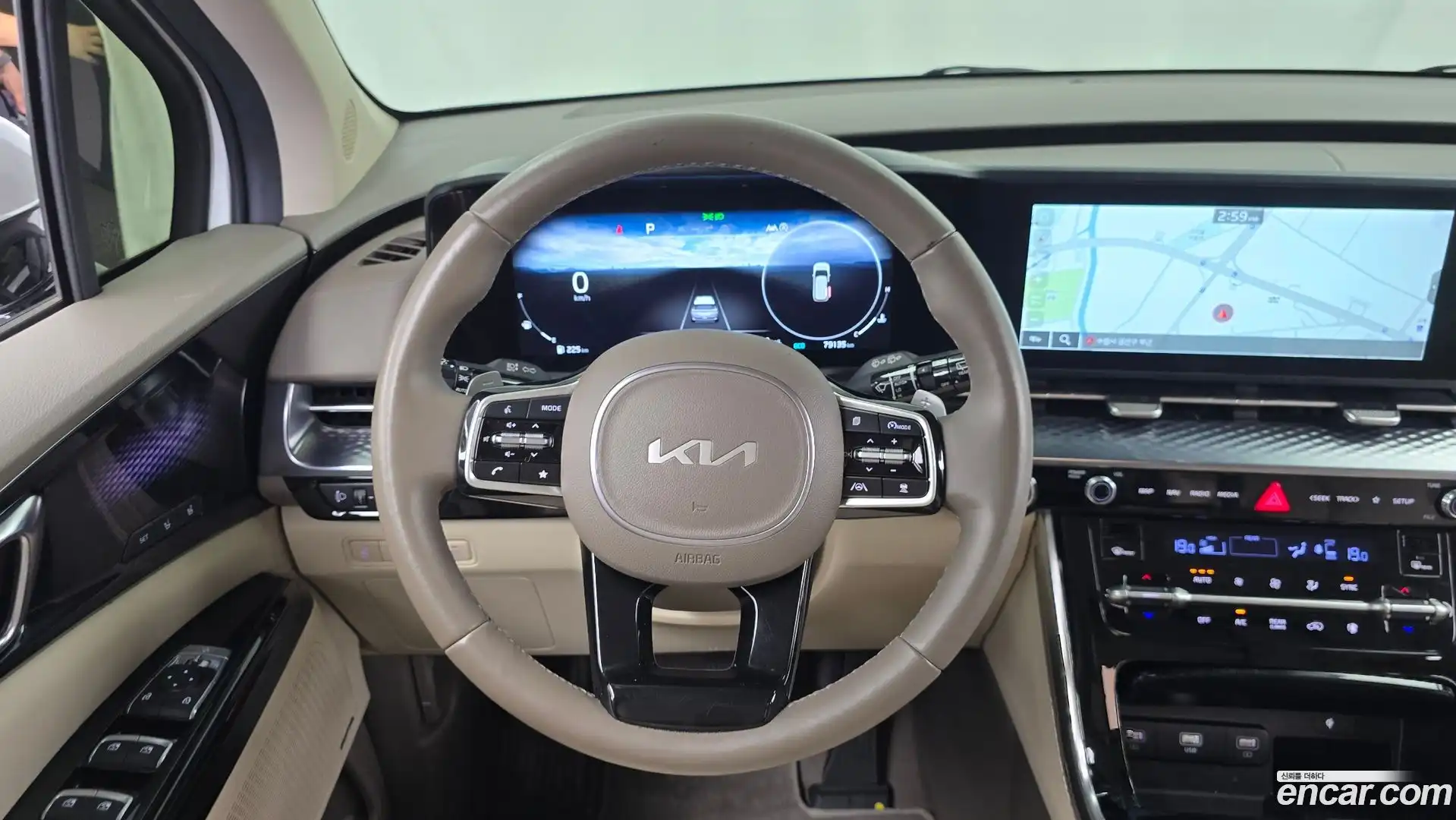 Canival Kia 2022.9-OPTION-017