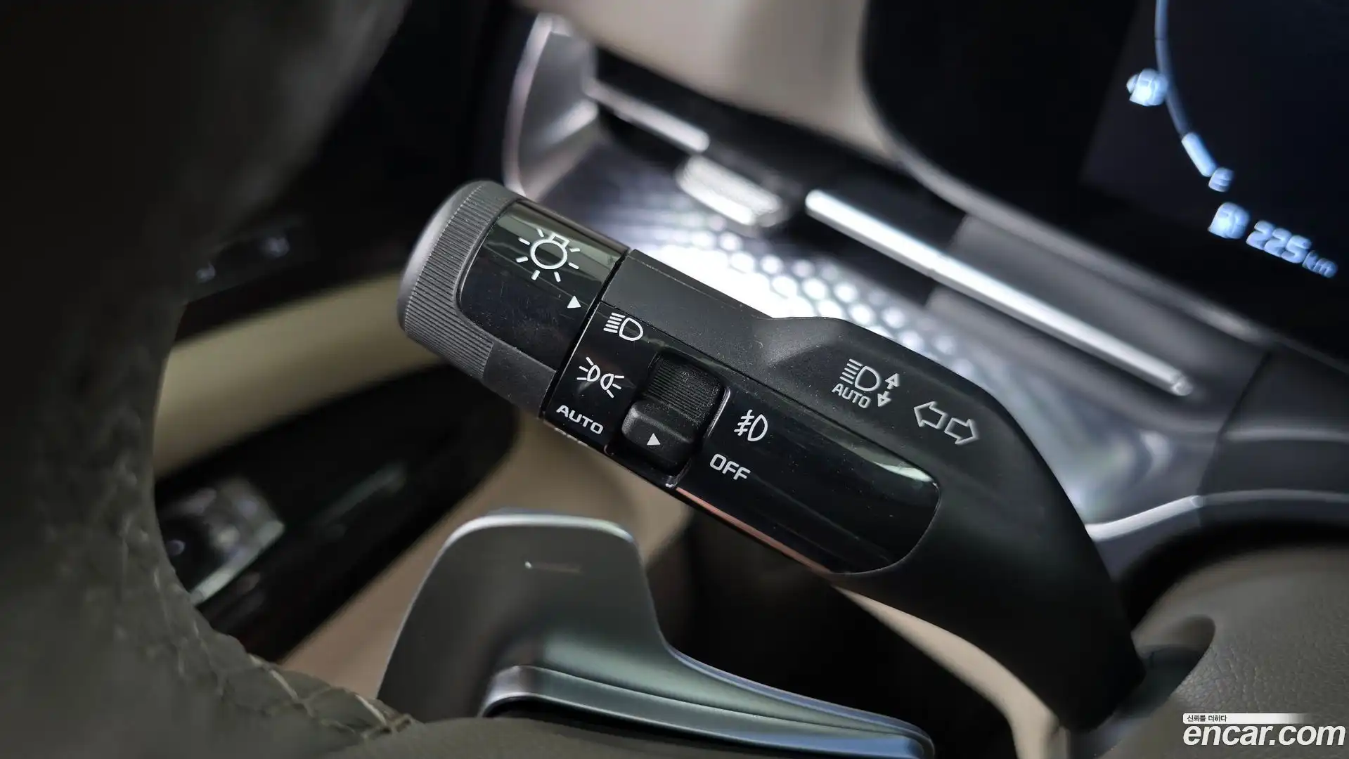 Canival Kia 2022.9-OPTION-042