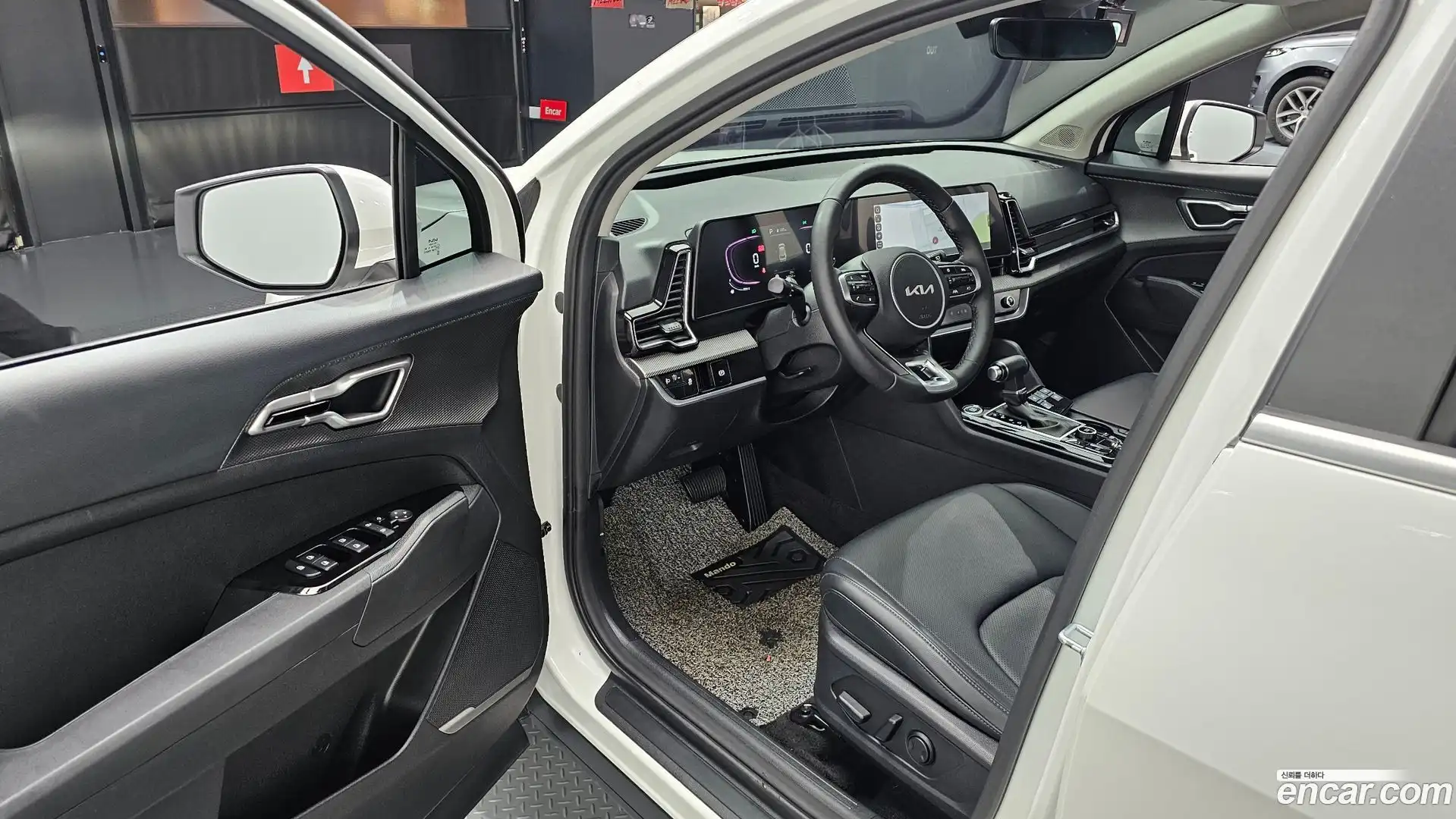Sportage Kia 2023.5-INNER-010