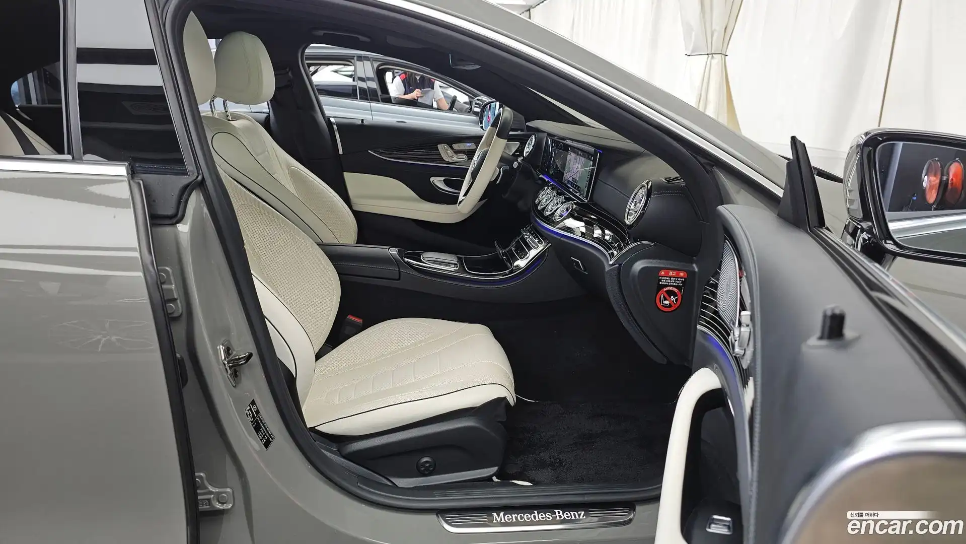 CLS-Class Mercedes-Benz 2022.2-OPTION-015