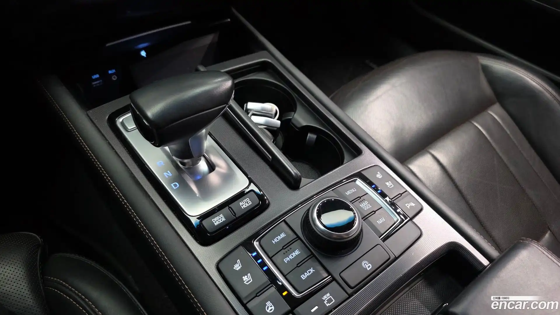 G80 Genesis 2017.2-INNER-009