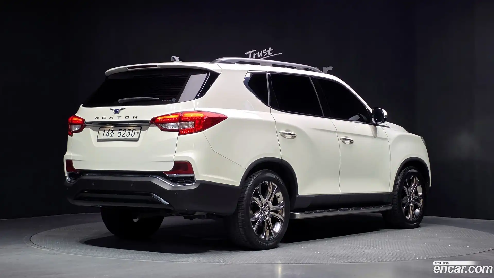 Rexton KG Mobility 2017.10-OUTER-002