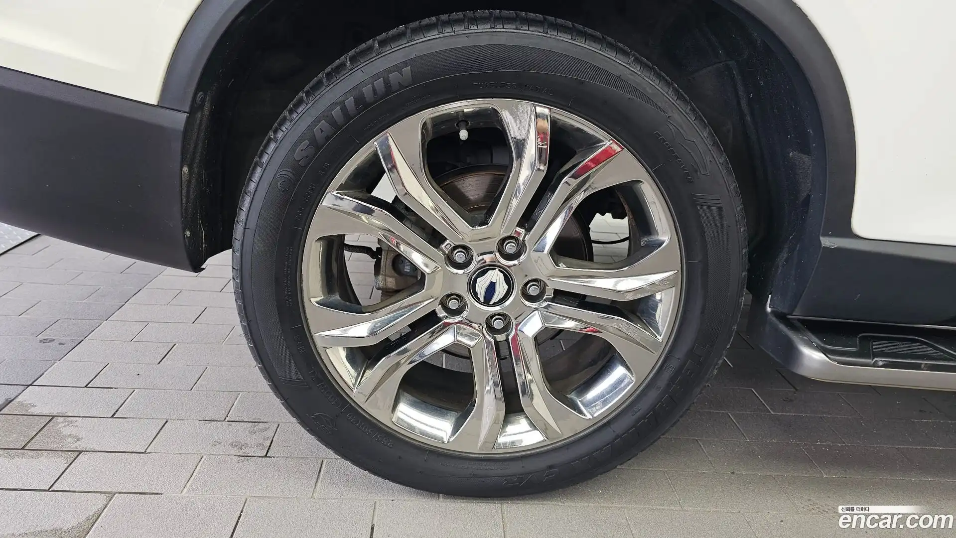 Rexton KG Mobility 2017.10-OUTER-005