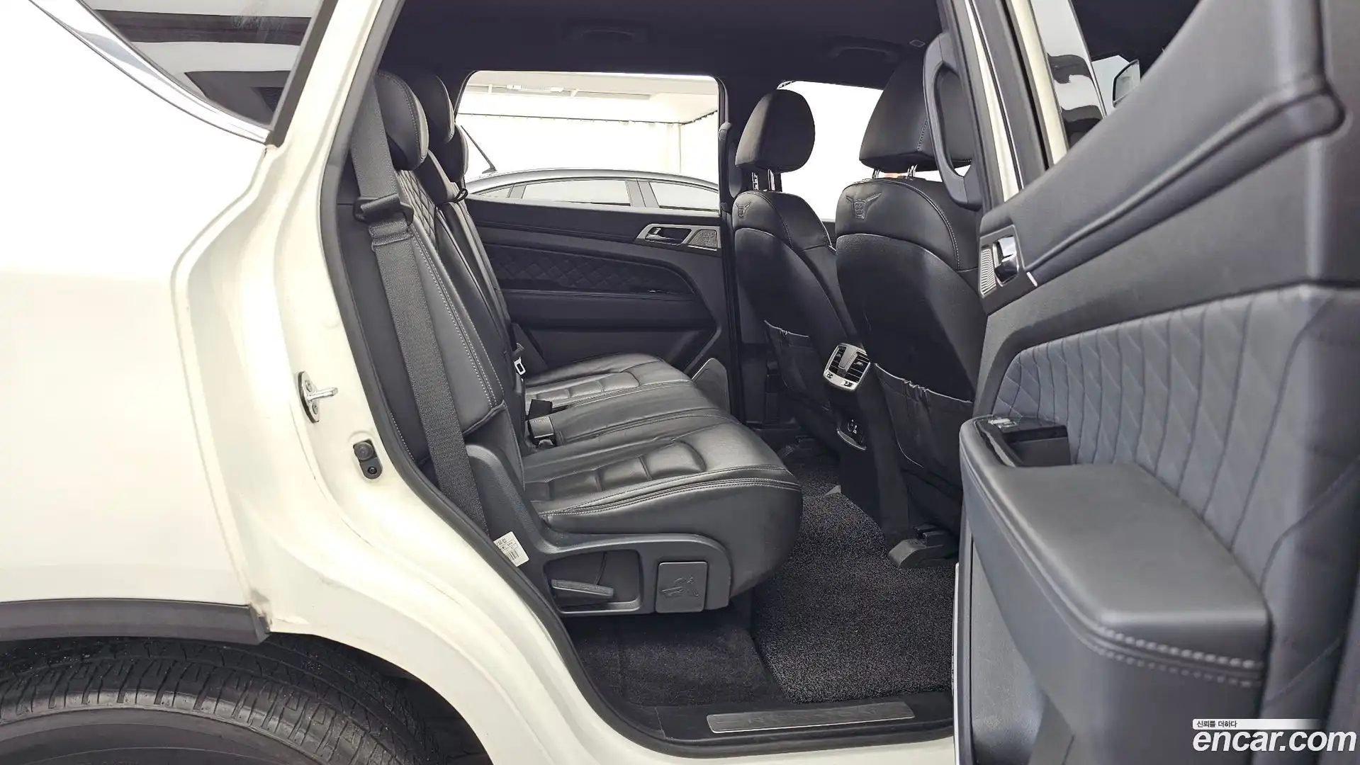 Rexton KG Mobility 2017.10-OPTION-016