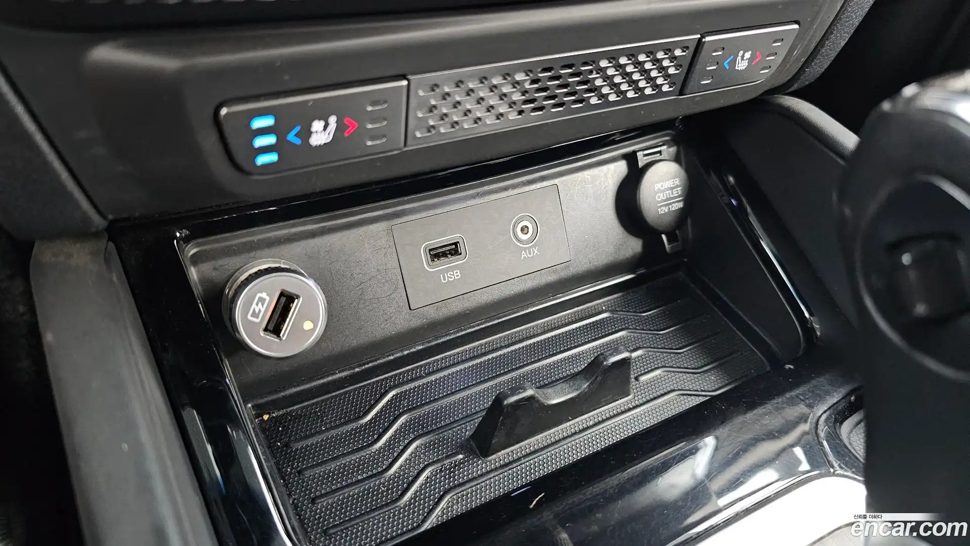 Rexton KG Mobility 2017.10-OPTION-044