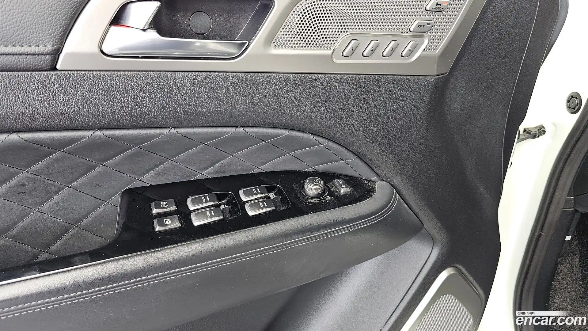 Rexton KG Mobility 2017.10-OPTION-048