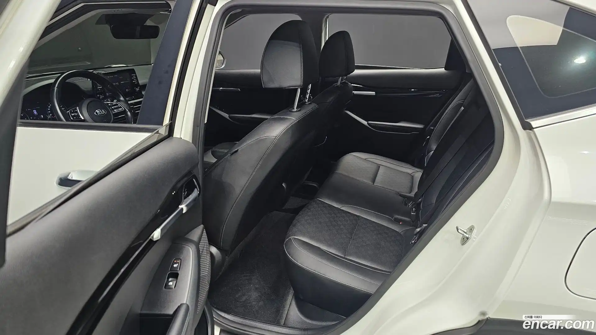 Seltos Kia 2019.8-OPTION-016