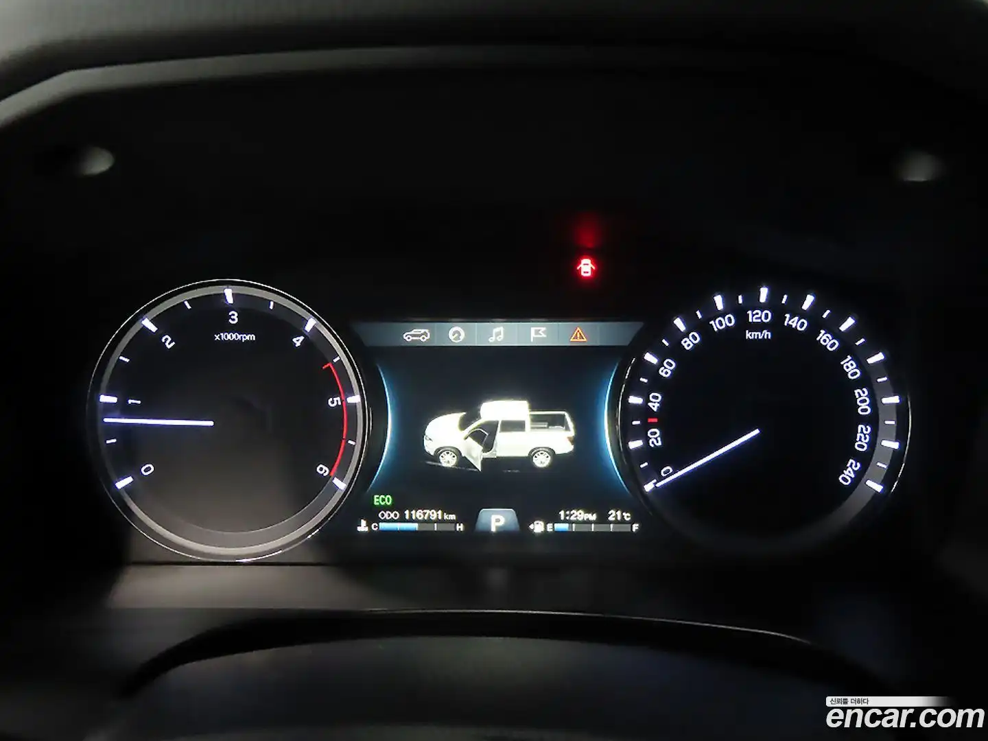 Rexton KG Mobility 2018.3-INNER-008
