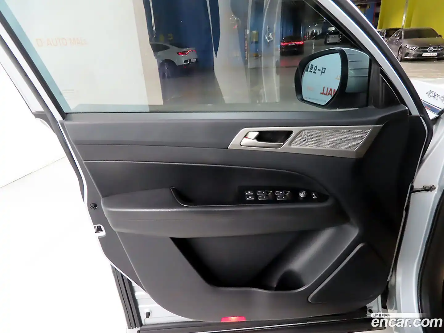 Rexton KG Mobility 2018.3-OPTION-018