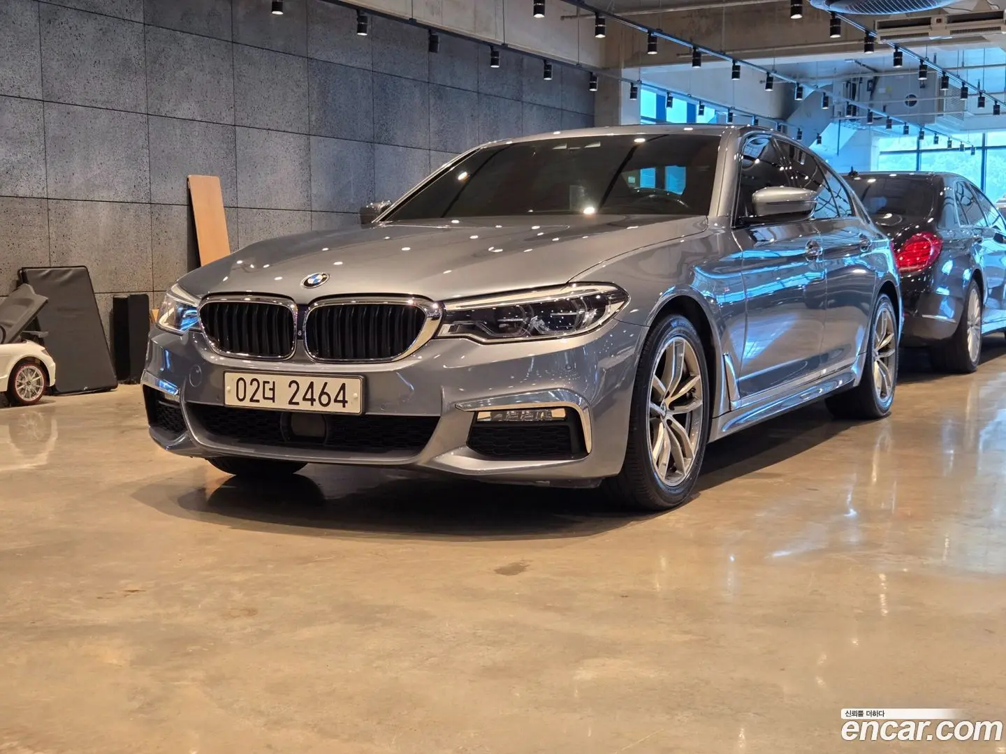 Main__Slider__Photo:5-Series BMW 2017.4-0