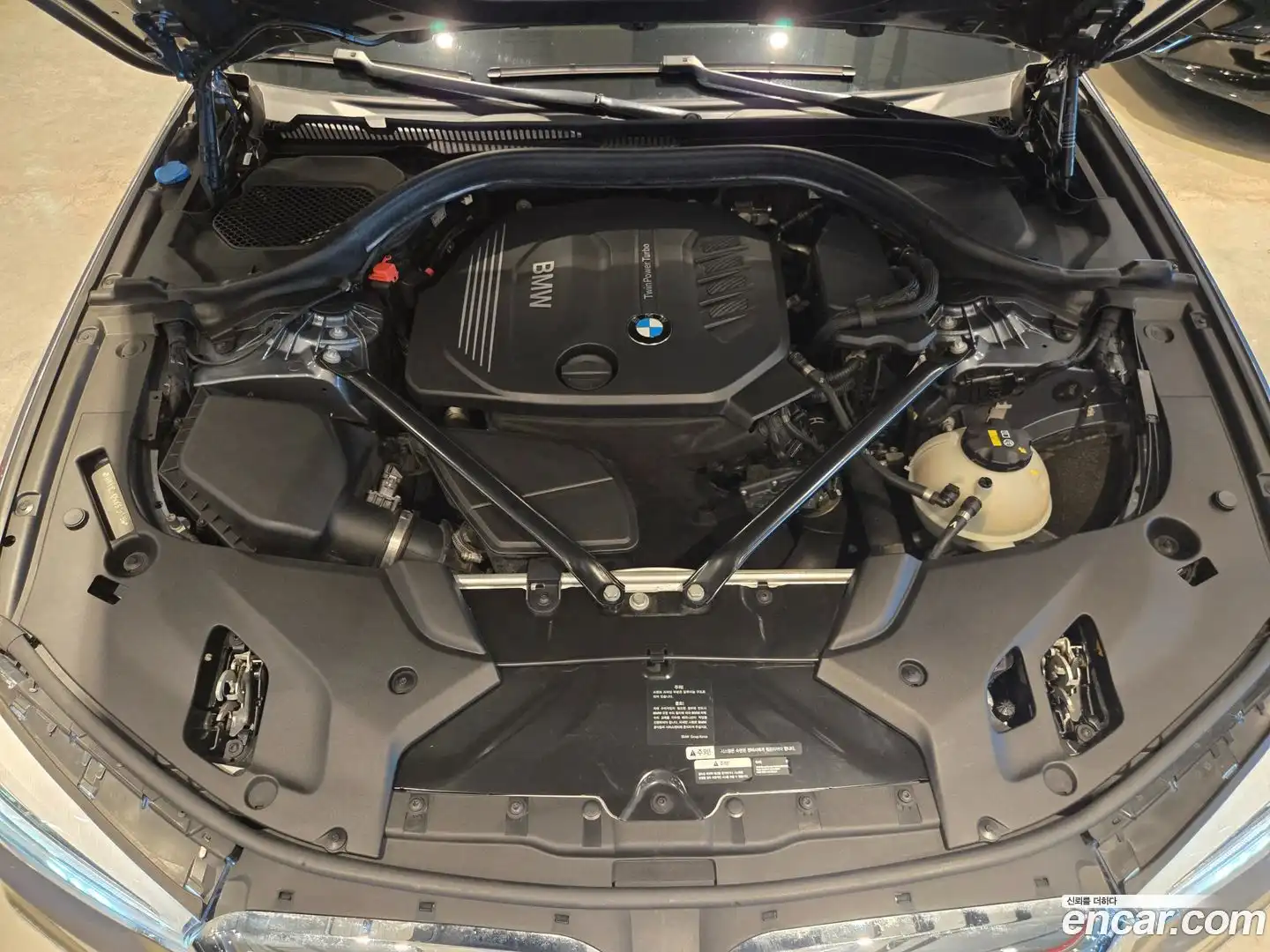 5-Series BMW 2017.4-OUTER-006