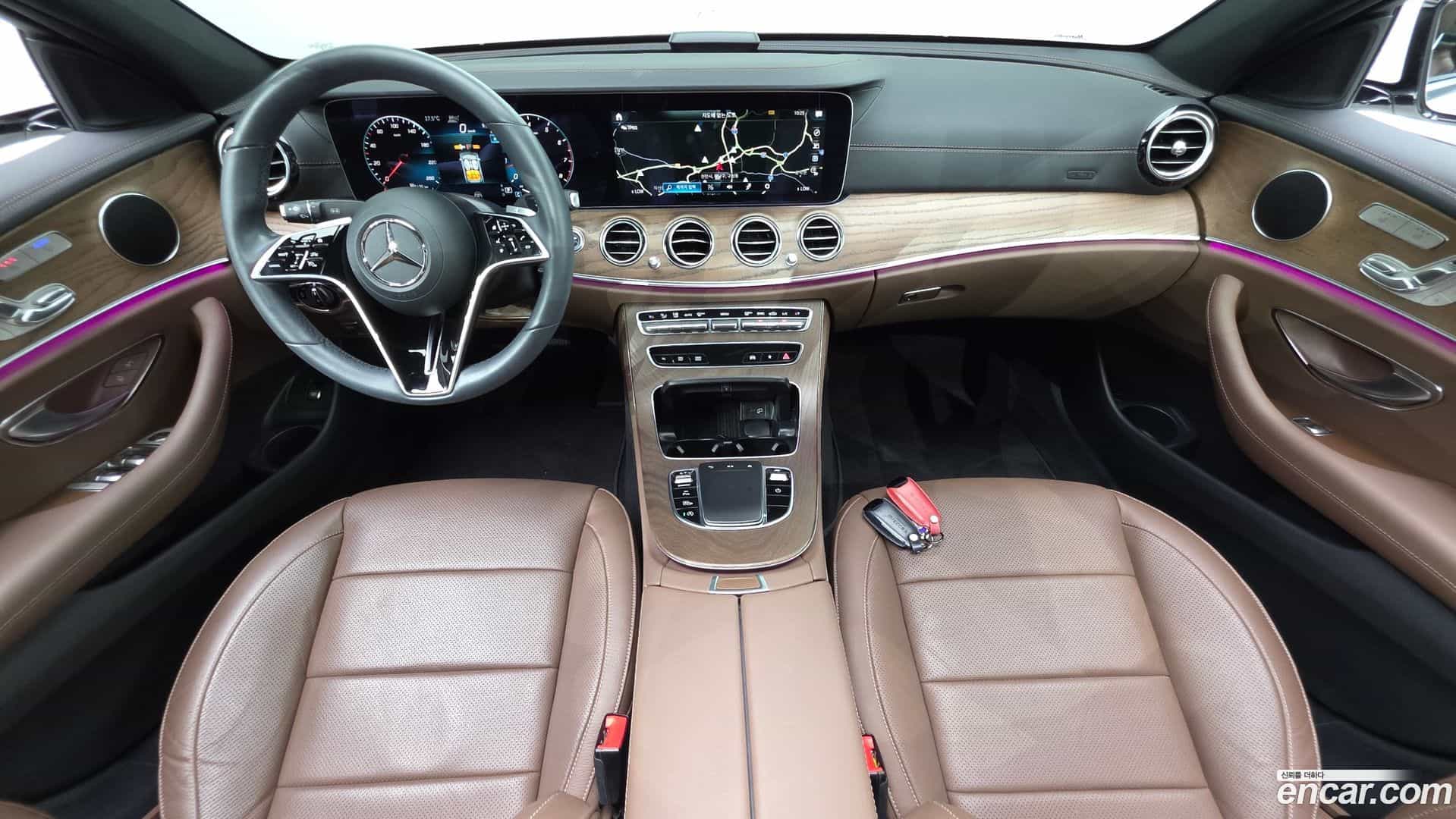 E-Class Mercedes-Benz 2023.9-INNER-007