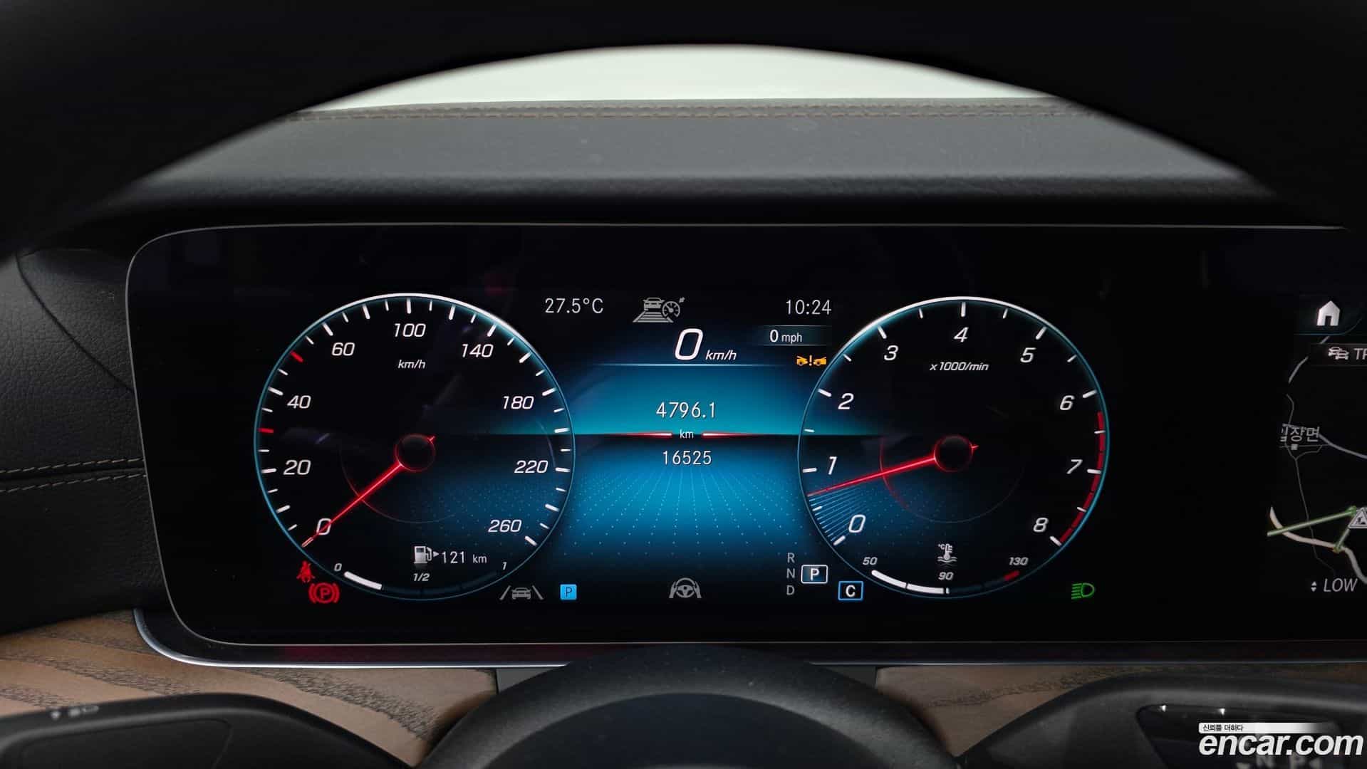 E-Class Mercedes-Benz 2023.9-INNER-008