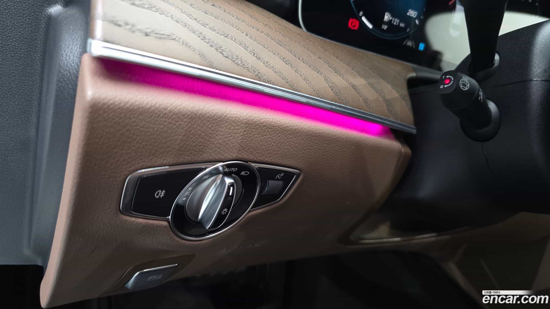 E-Class Mercedes-Benz 2023.9-OPTION-017