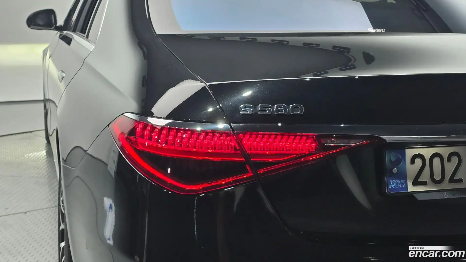 S-Class Mercedes-Benz 2023.3-OUTER-033