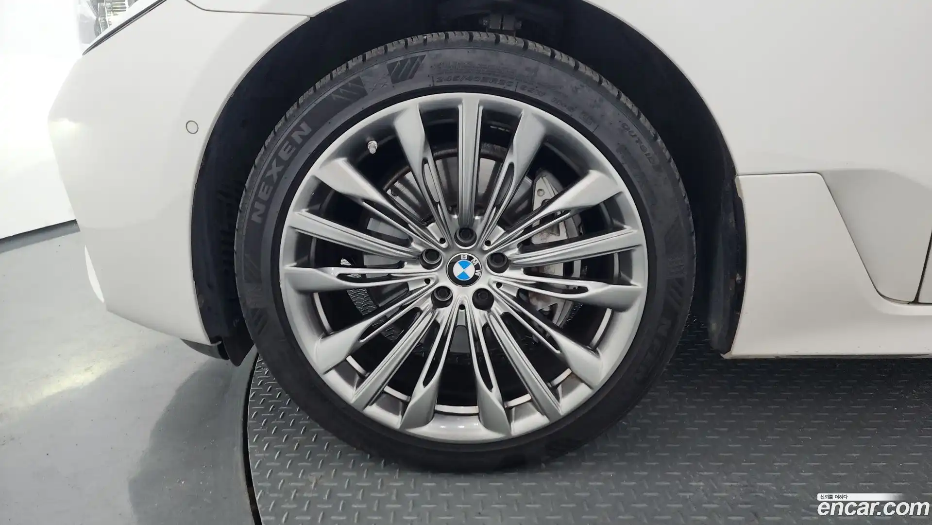 Gran Turismo BMW 2018.2-OUTER-005