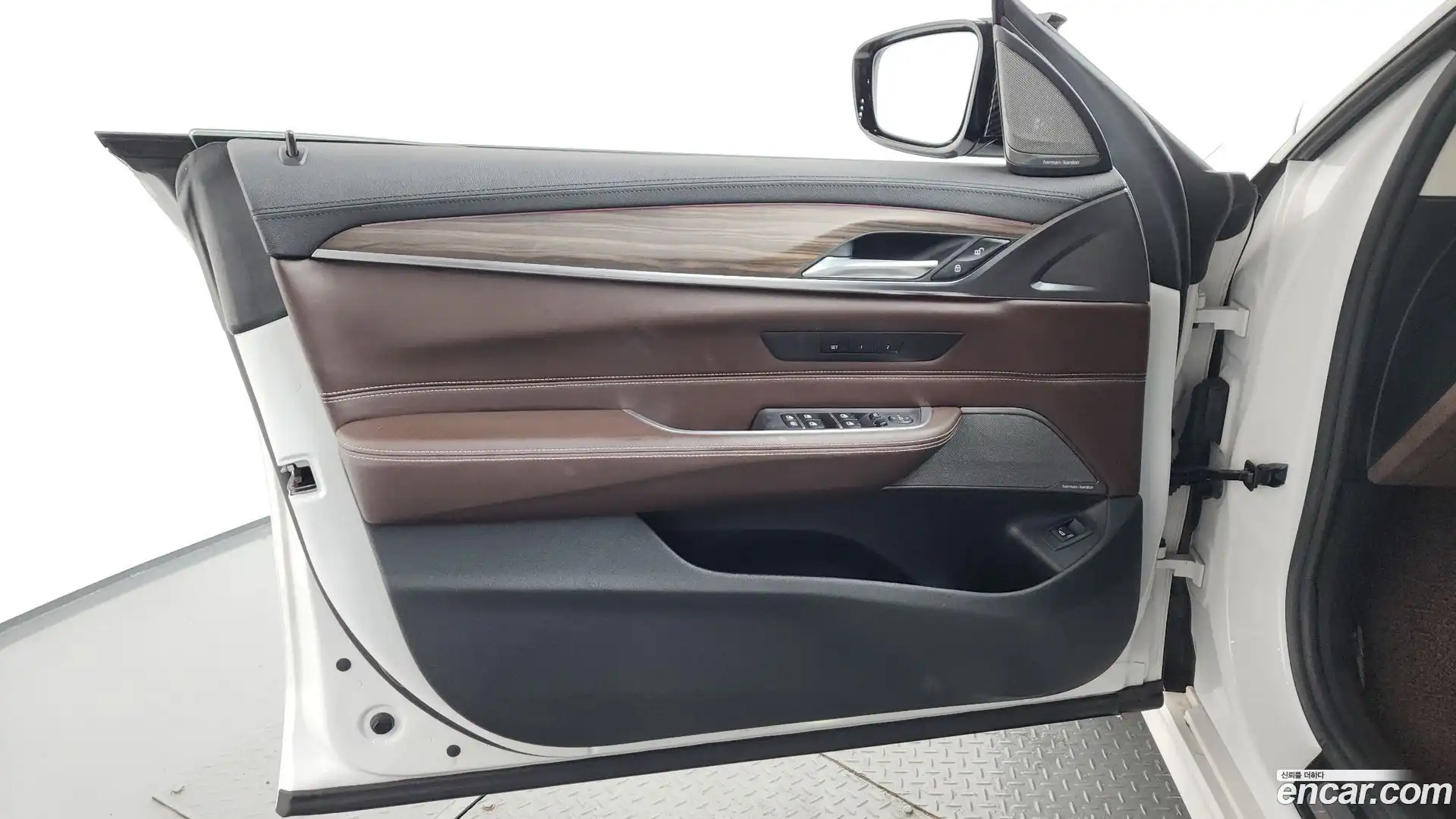 Gran Turismo BMW 2018.2-INNER-034