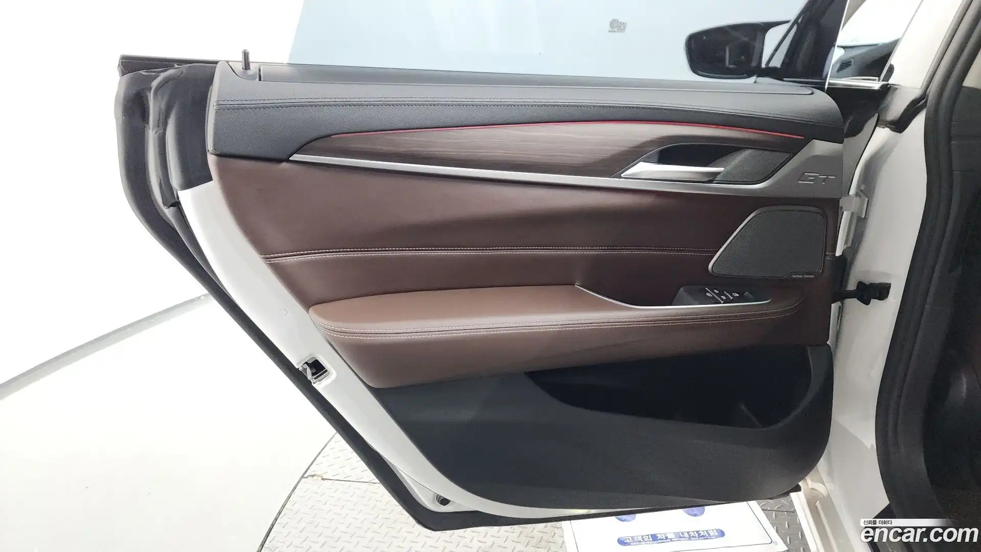 Gran Turismo BMW 2018.2-INNER-035