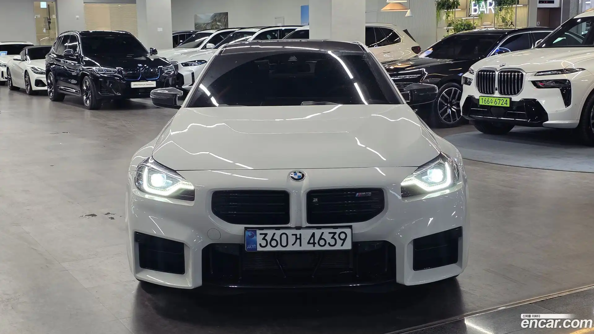 M2 BMW 2025.11-OUTER-003